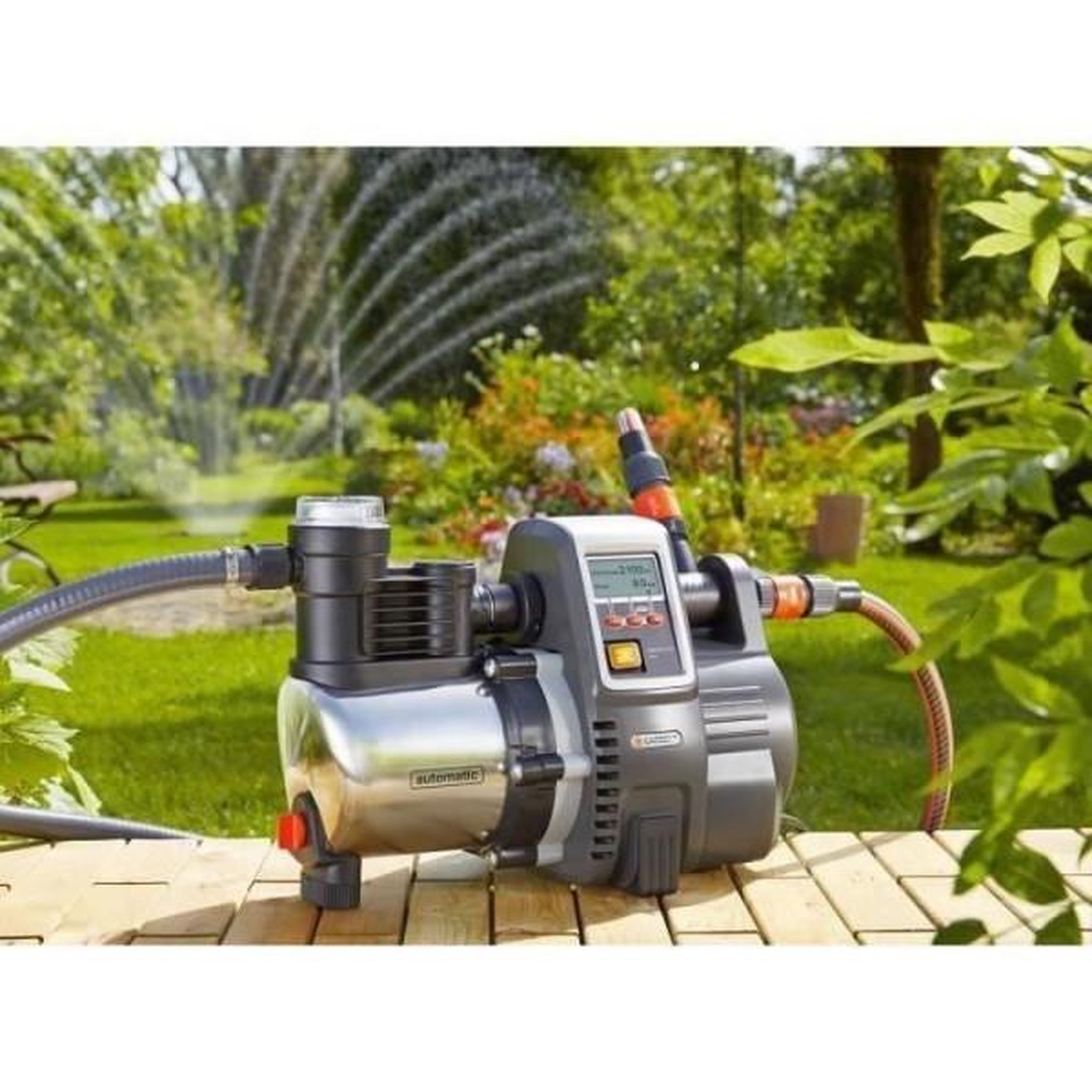 Gardena GARDENA Pompe auto. maison et jardin 6000/5E LCD Premium– 1300W –Débit 6000l/h & pression 5.5 bar –Extension garantie 5an