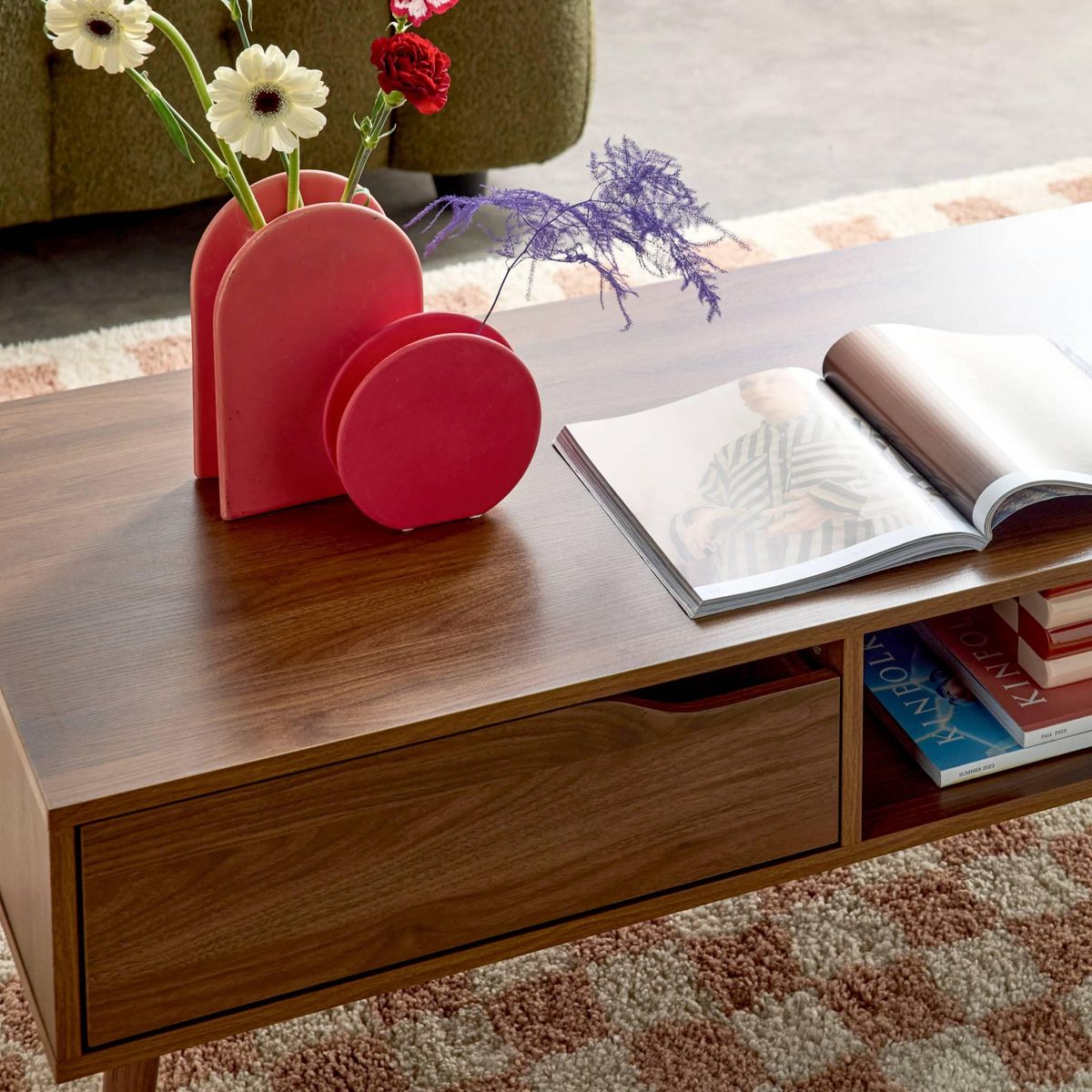 SWEEEK Table basse vintage décor bois de noyer