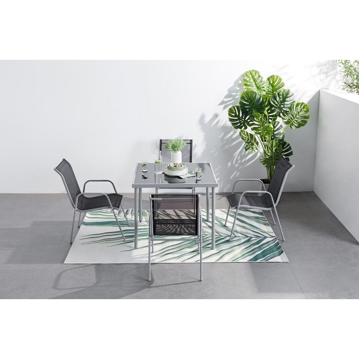 CONCEPT USINE Ensemble de jardin 4 personnes LUSIANA