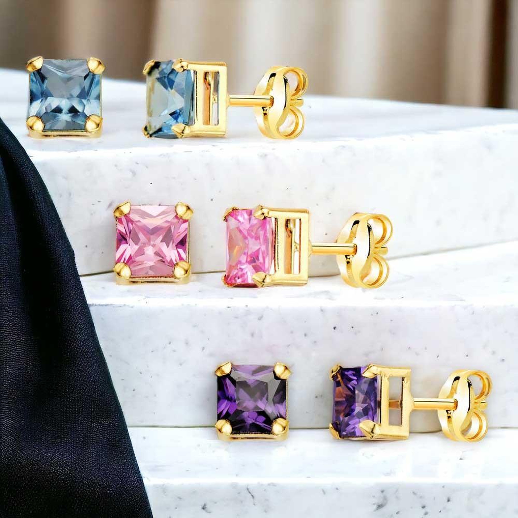 Voir la diapositive 2 : L'ATELIER D'AZUR Boucles d'Oreilles Or 18 Carats 750/000 - Zirconiums Topaze Bleue