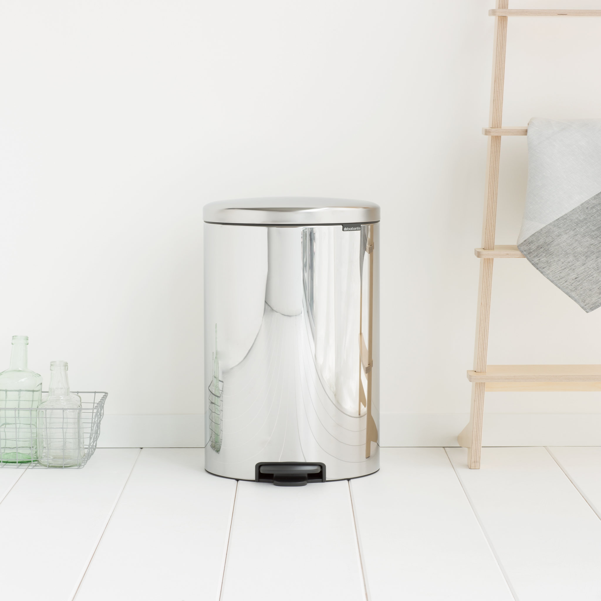 Voir la diapositive 4 : BRABANTIA Poubelle à pédale NEWICON 30 L BRILLIANT STEEL