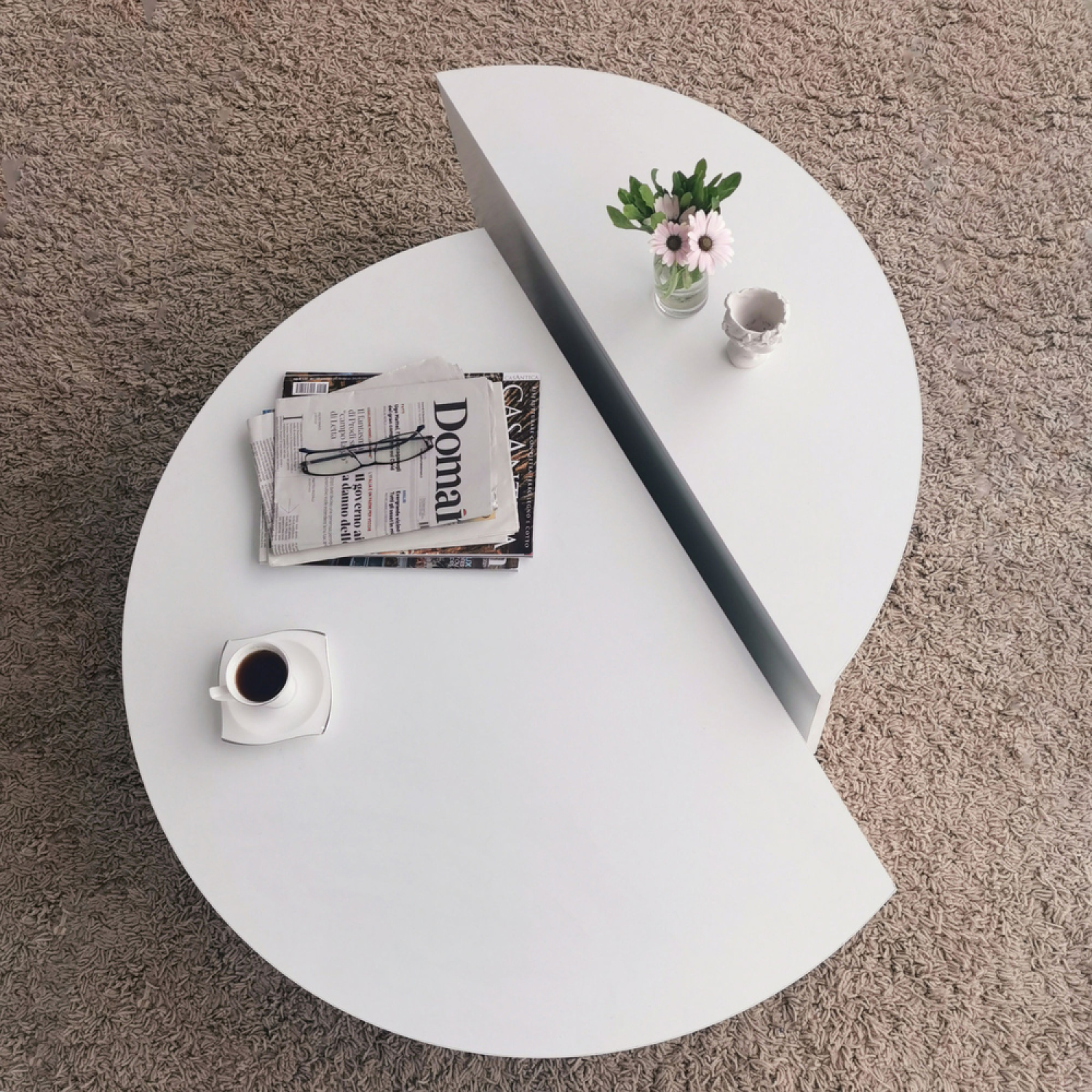 Voir la diapositive 5 : CONCEPT USINE Table basse ronde modulable blanche CARLOW