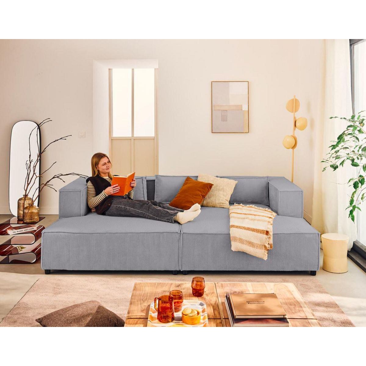 LISA DESIGN Stella - canapé droit 3 places avec double méridienne - assise profonde - en velours côtelé