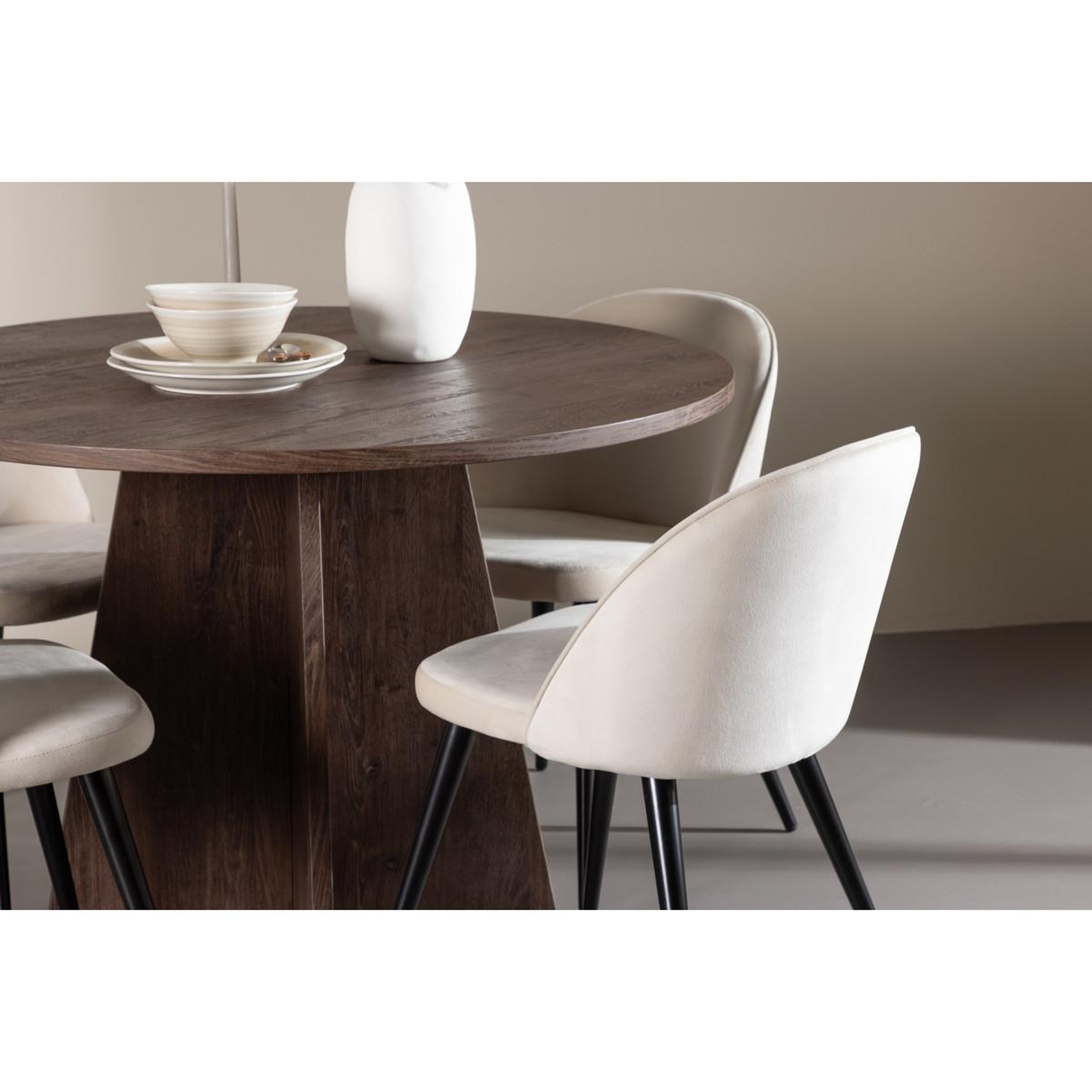 Voir la diapositive 5 : Paris Prix Ensemble table à manger & 4 chaises  bootcut & velvet  110cm moka & beige