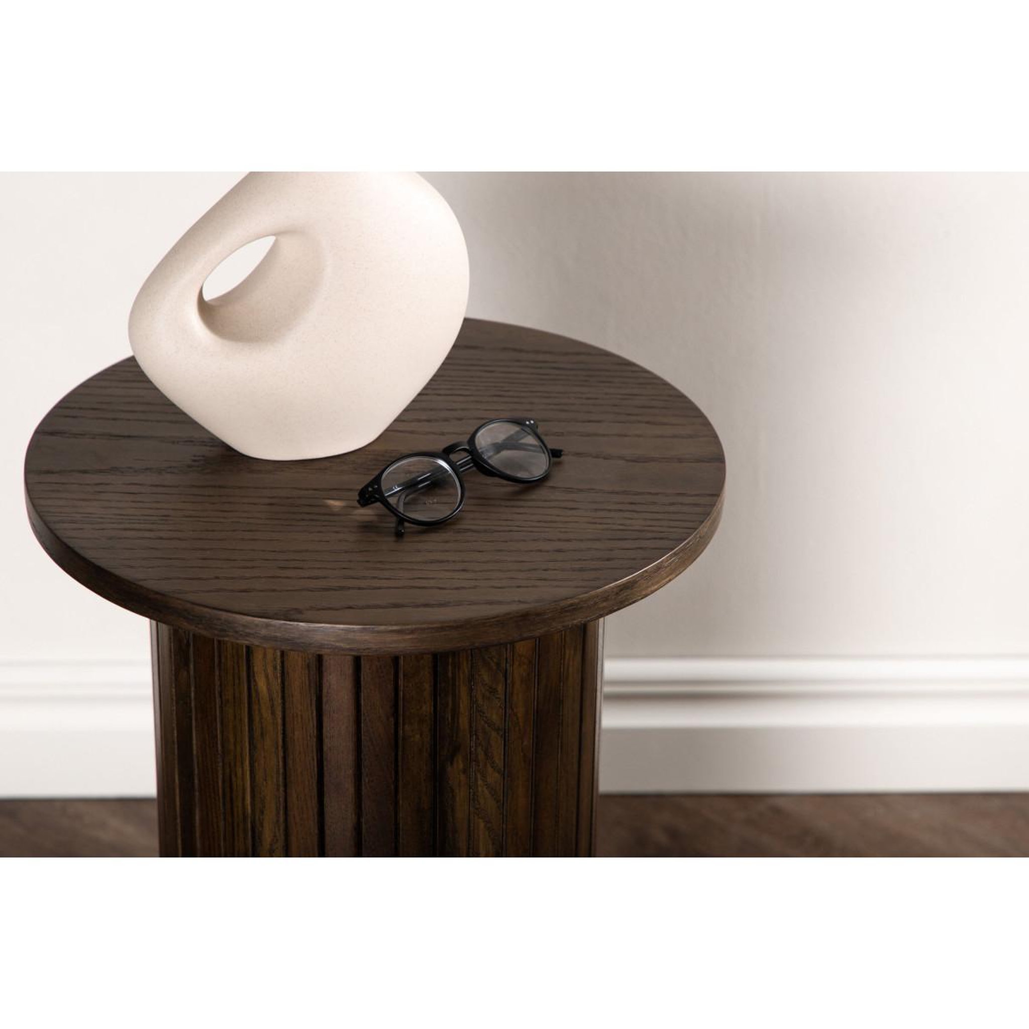 Voir la diapositive 4 : Paris Prix Table d'appoint design nervuré  bianca  65cm marron