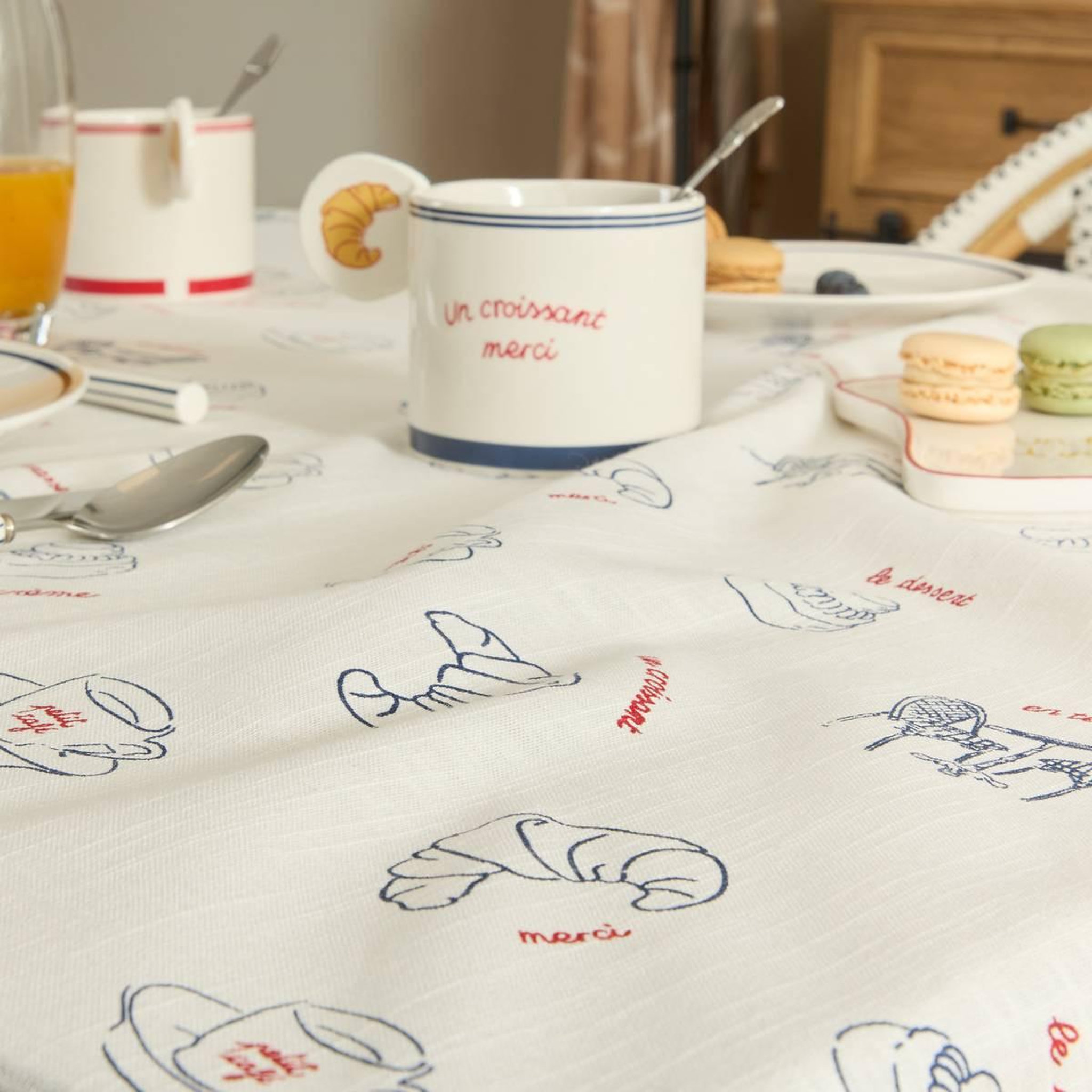 Voir la diapositive 5 : ATMOSPHERA Nappe Imprimée en Coton  Fra  140x240cm Blanc