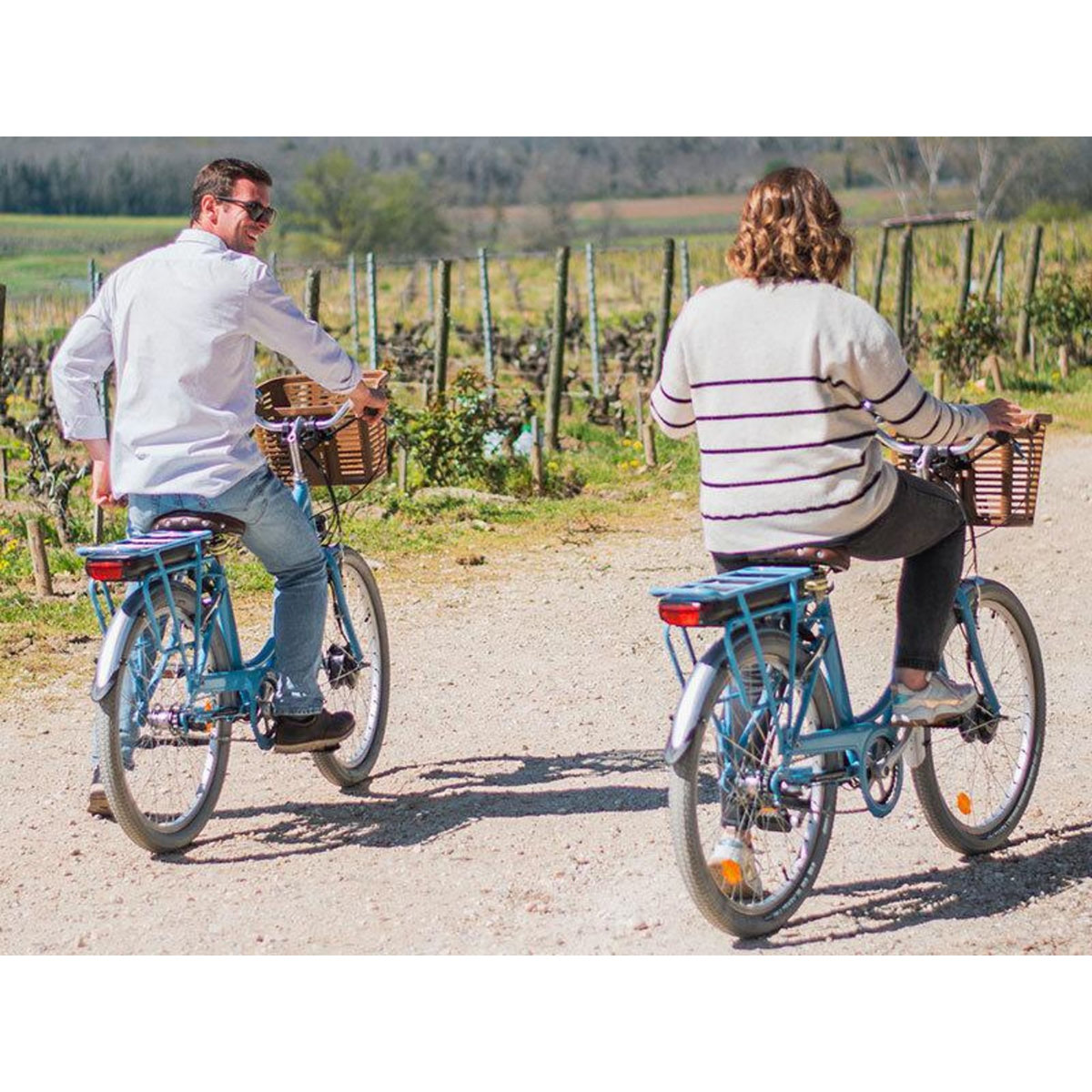 Smartbox Visite de chai avec dégustation de vin, pique-nique et location de vélos dans un château à Sauternes - Coffret Cadeau Gastronomie