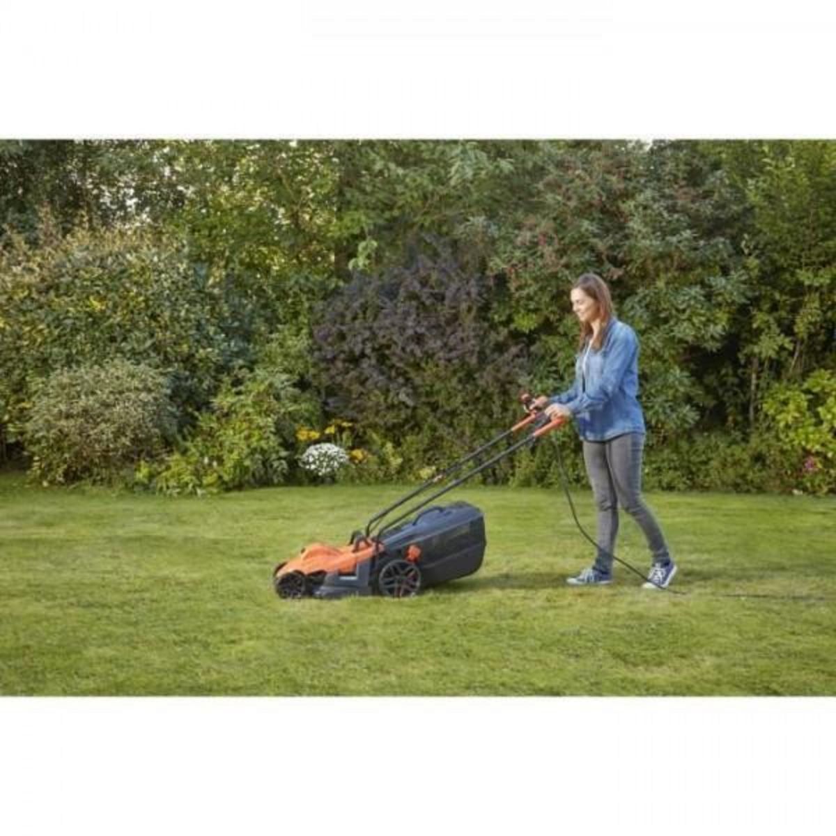 Black et Decker Tondeuse a Gazon BLACK+DECKER   Filaire 1400W Poignée BIKE BEMW461BH-QS 34 cm - 6 Hauteurs Réglables - Idéale pour 300 a 400m²
