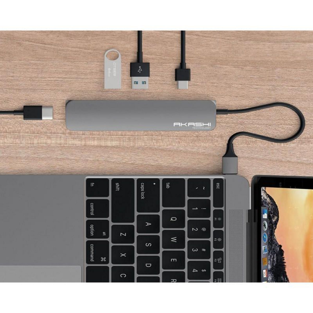 Akashi Accessoires téléphone portable AKASHI ALTHUB 4 IN 1 TC