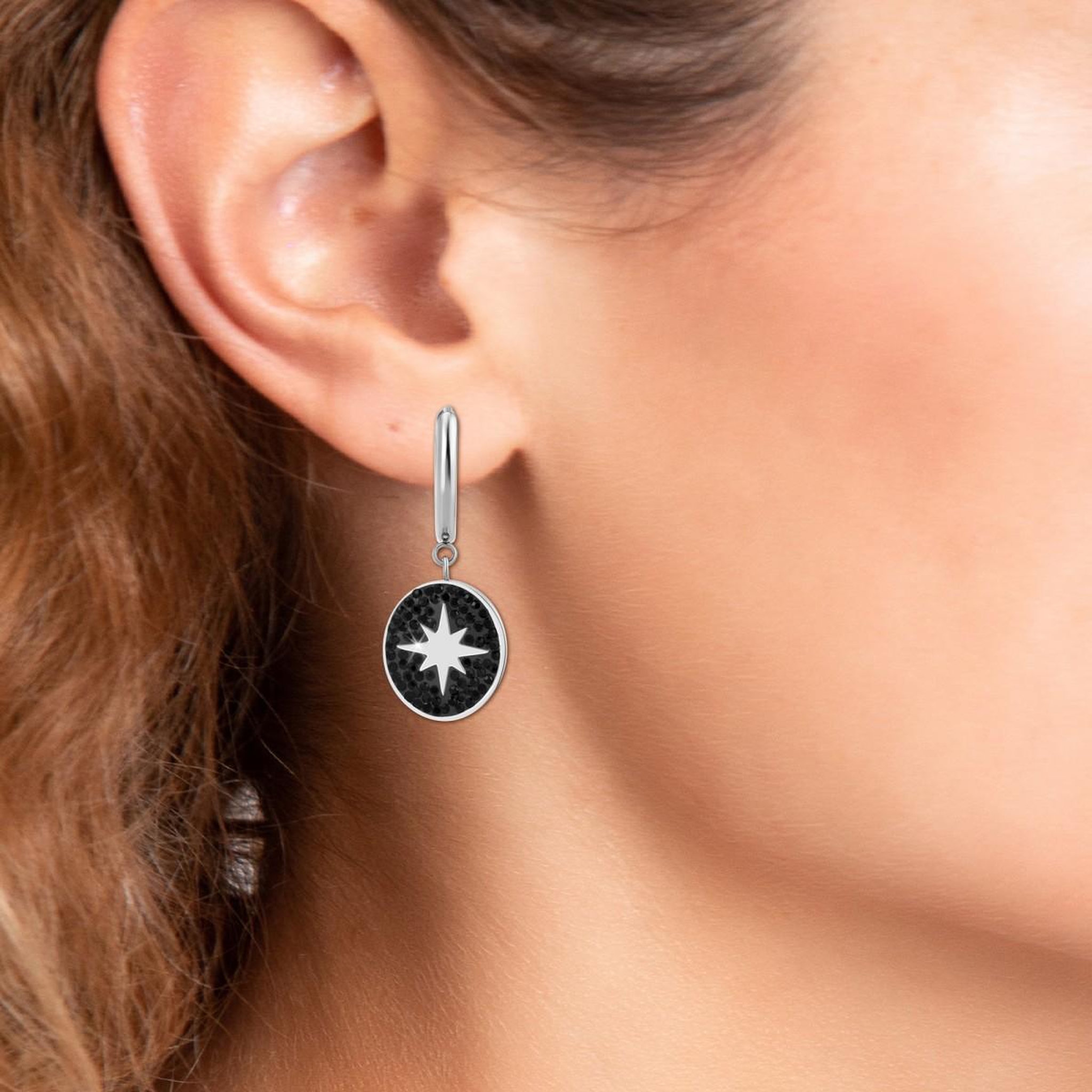 Voir la diapositive 2 : SC BOHEME Boucles d'oreilles SC Bohème ornées de Cristaux scintillants noirs