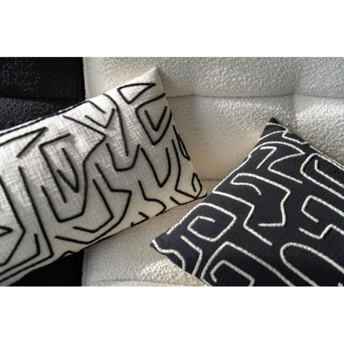 Paris Prix Coussin Déco en Coton  Courbes  35x60cm Blanc