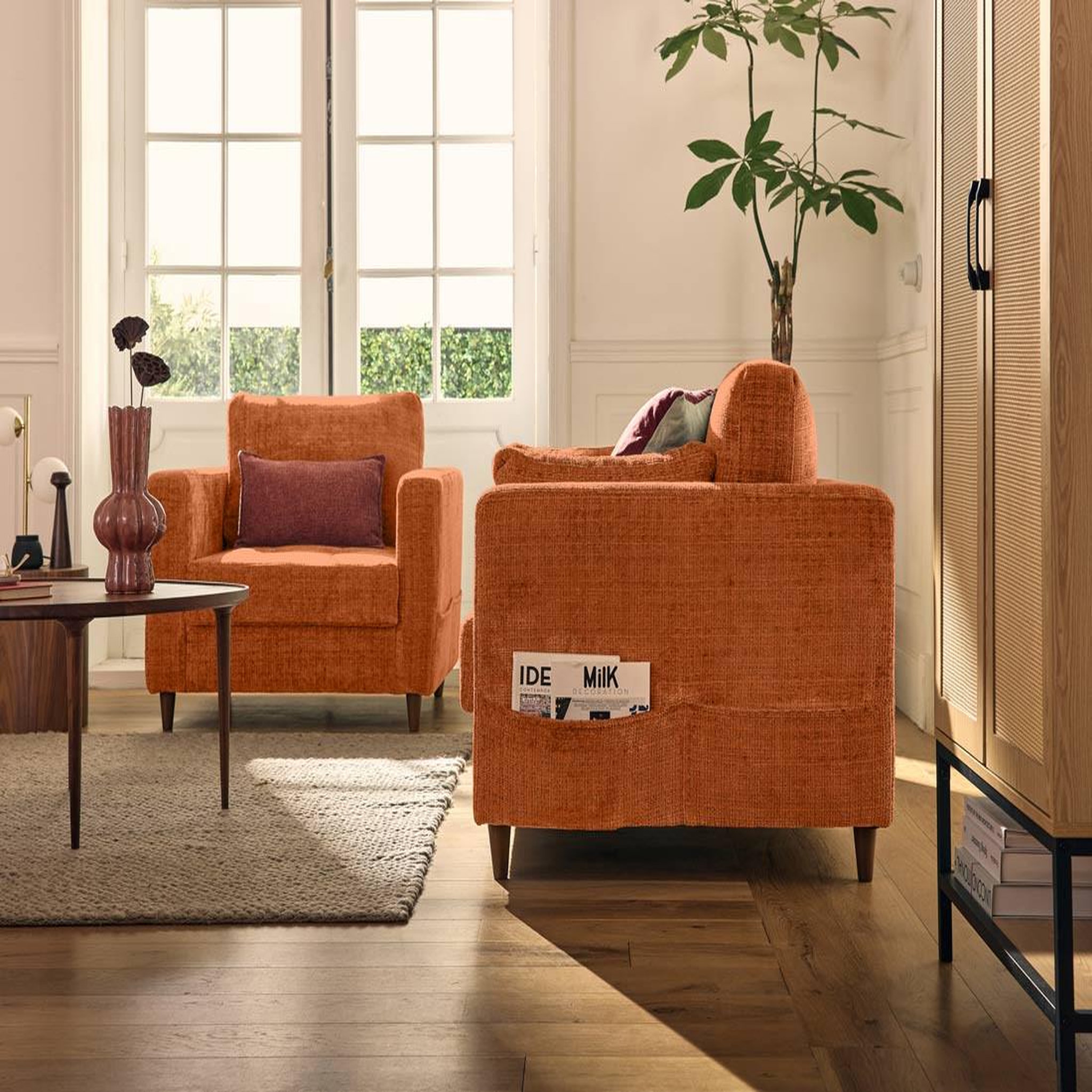 Voir la diapositive 2 : LISA DESIGN Anna - canapé droit 2 places avec poche en velours texturé