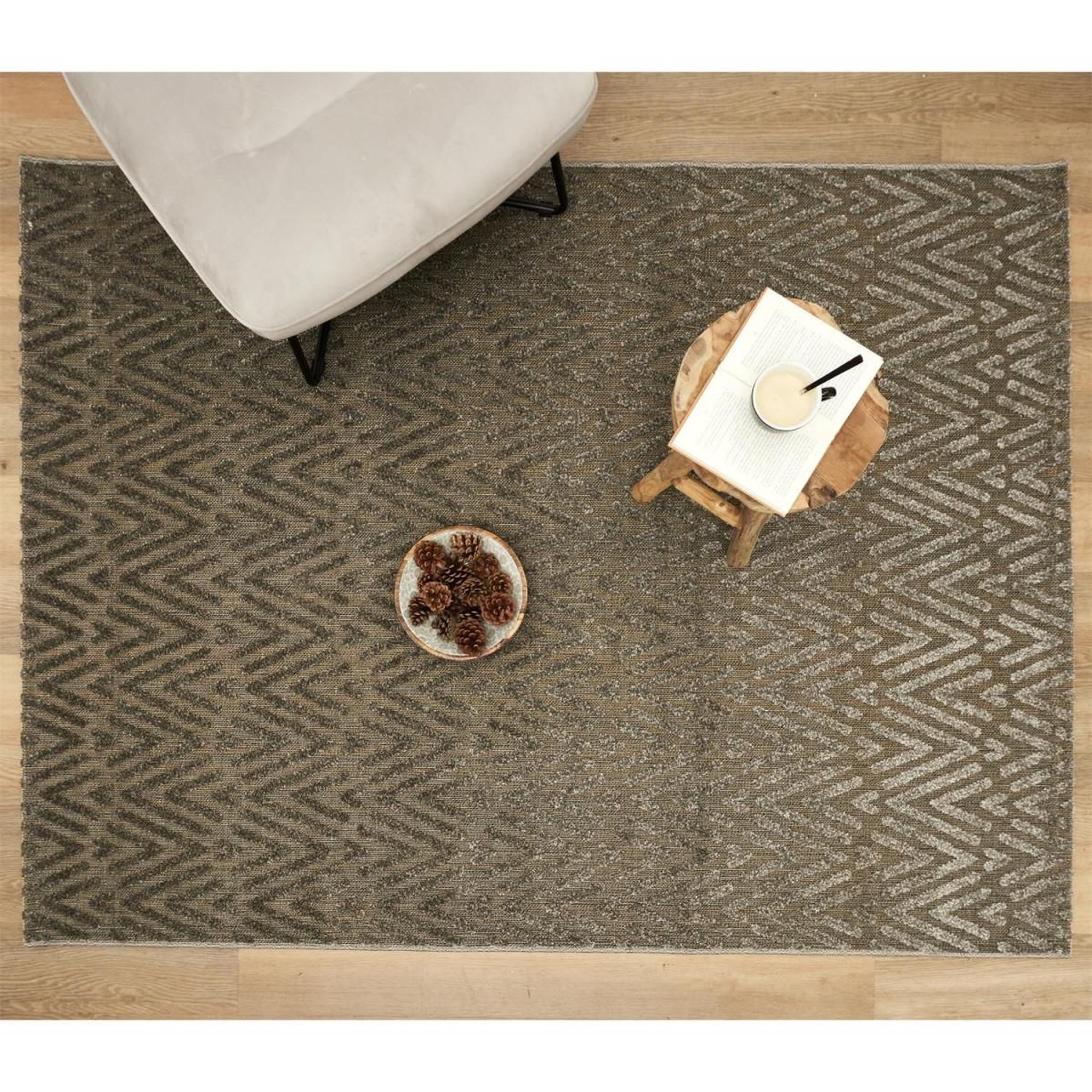 Voir la diapositive 3 : The Home Deco Factory Tapis déco relief  black forest  150x200cm noir