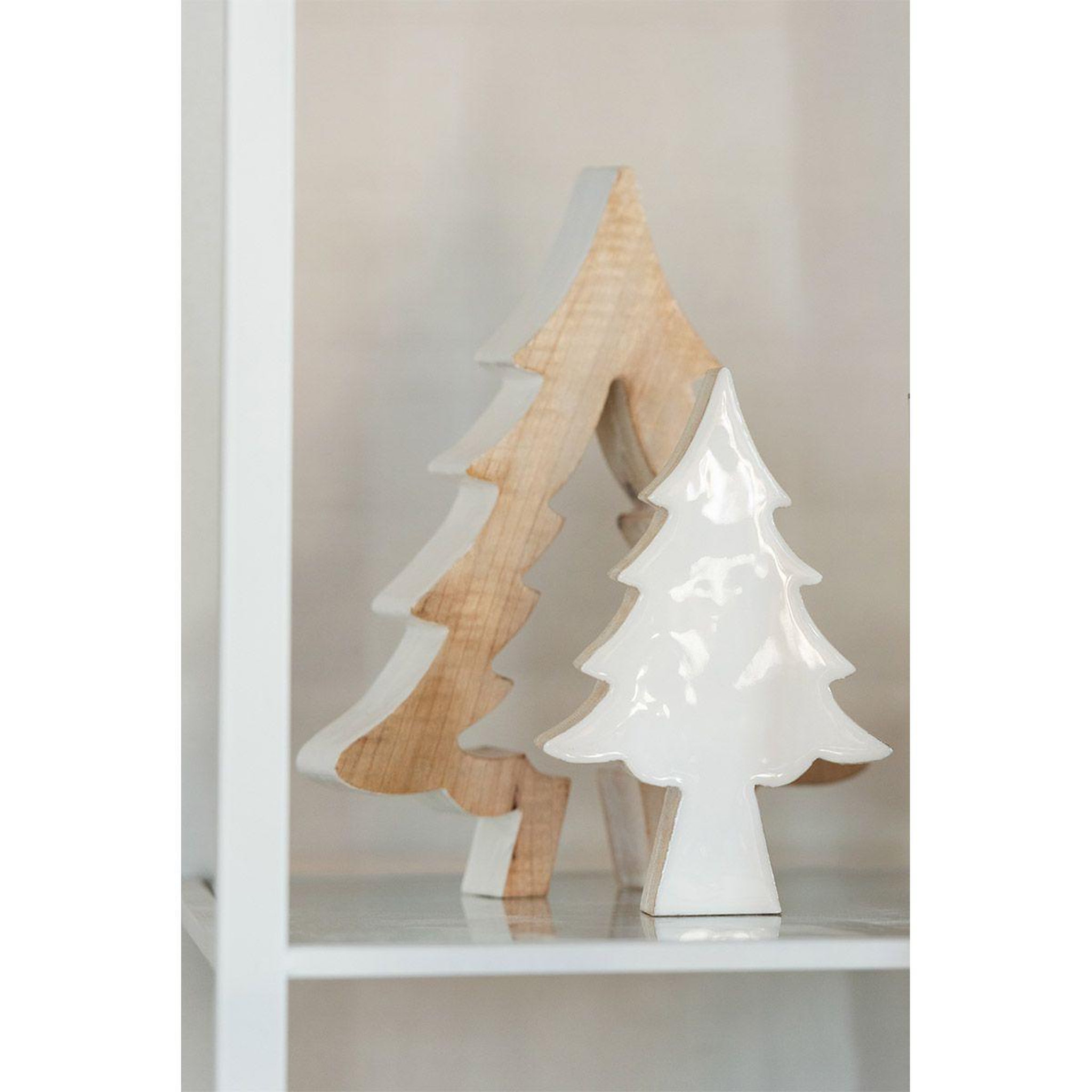 Voir la diapositive 2 : J-LINE Sapin de noël à poser  puzzle  30cm blanc & naturel