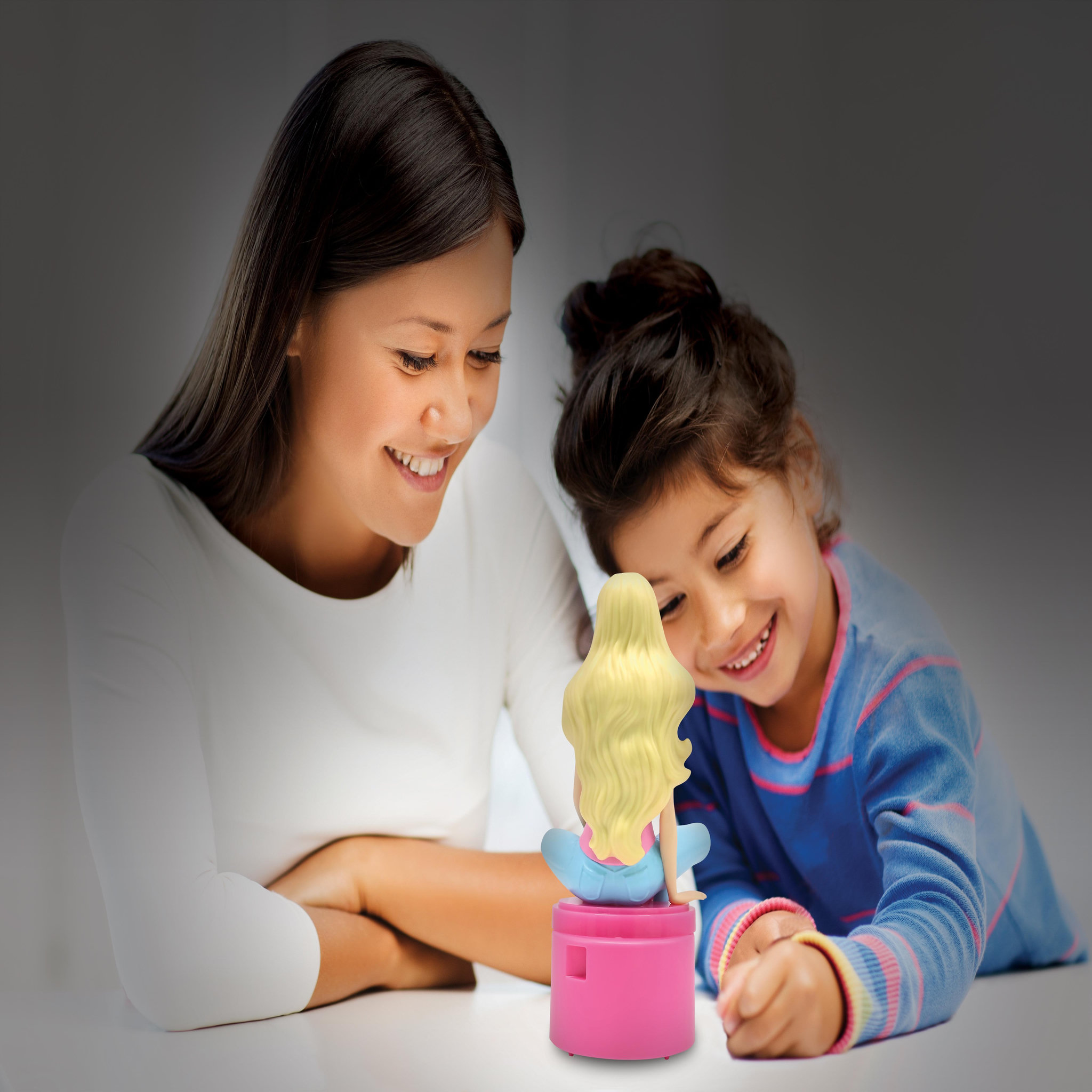 Voir la diapositive 3 : Lexibook Veilleuse Barbie en 3D avec variation de couleurs