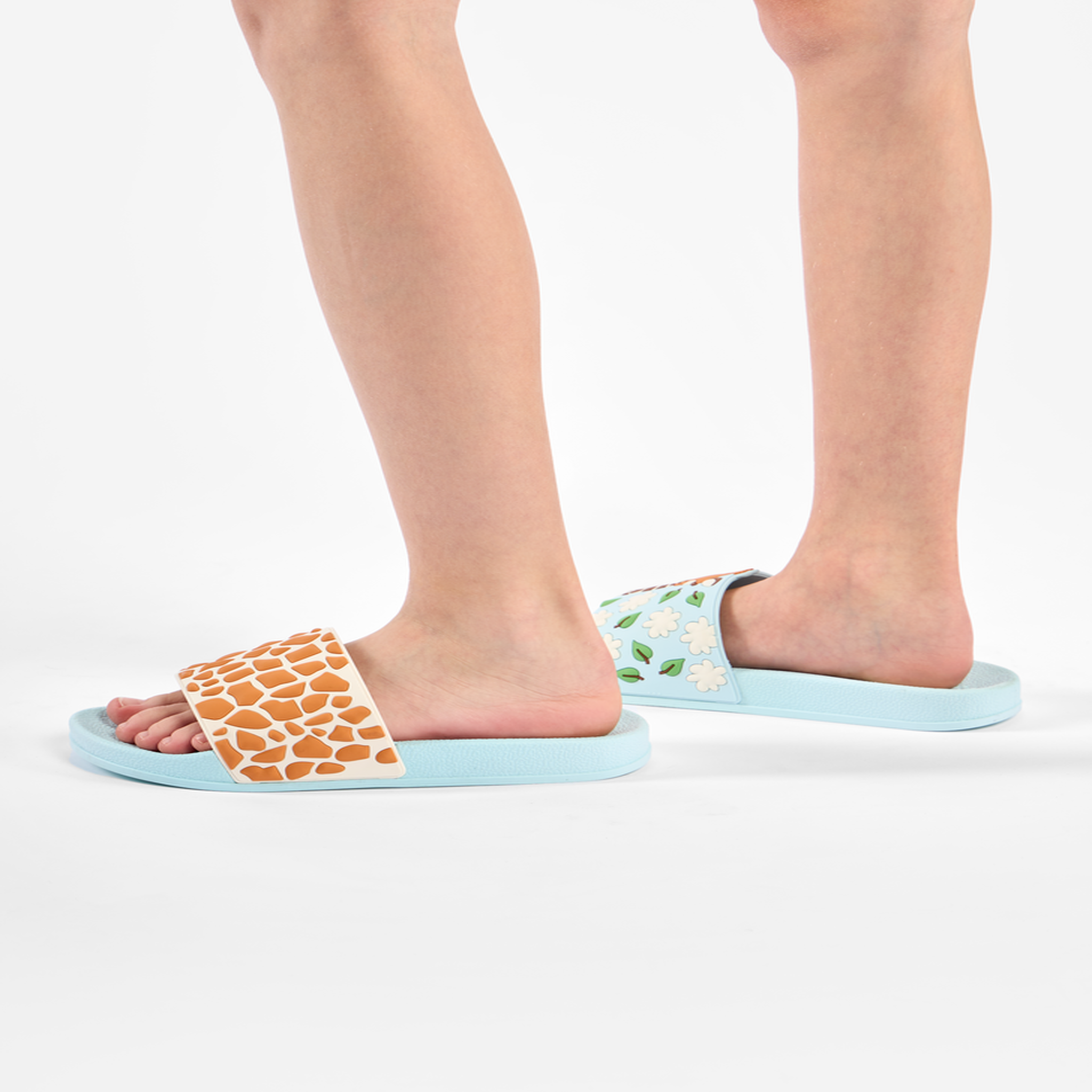 Voir la diapositive 2 : DEDOLES Claquettes enfants girafe mignonne