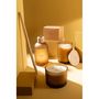 Voir la diapositive 6 : Paris Prix Bougie Parfumée  Accords Essentiels  10cm Santal Satiné