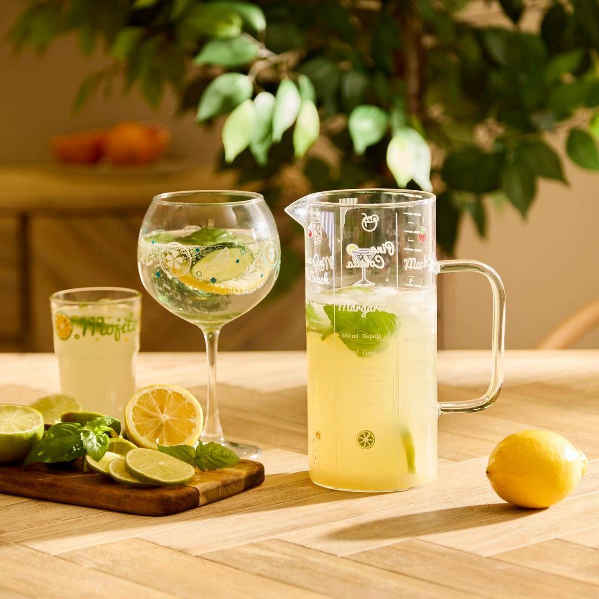 Voir la diapositive 3 : SECRET DE GOURMET Pichet à cocktail  stella  1,5l transparent