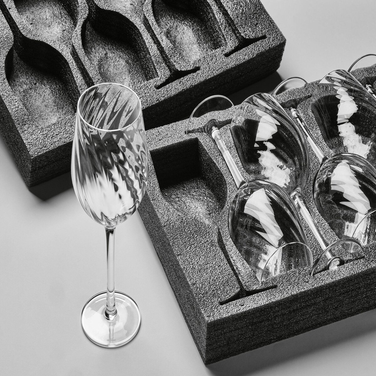 BJORN Set de verres complet STEN - 24 pièces