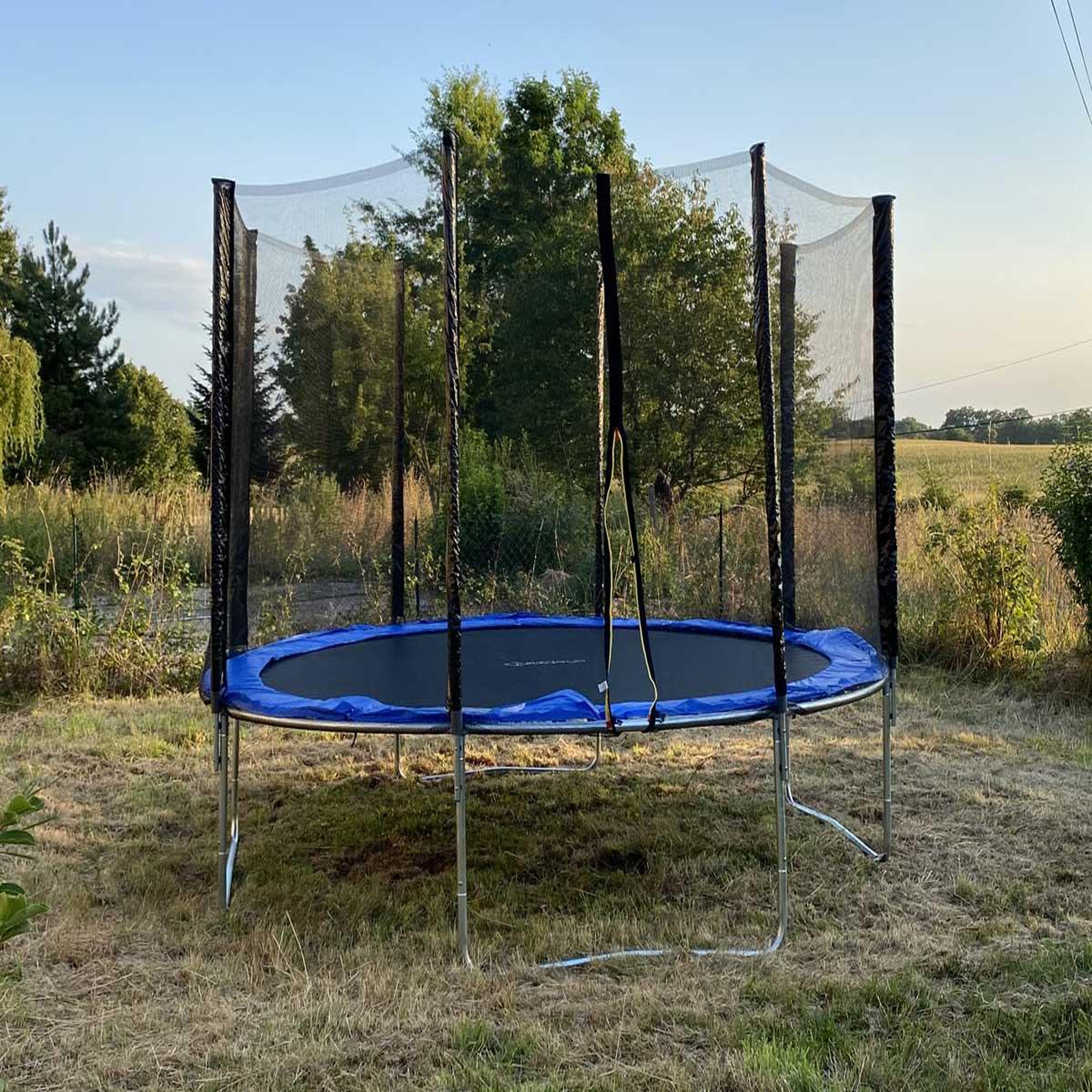 Voir la diapositive 2 : JARDIDECO Trampoline atlas ø 2,44 m bleu - jardideco