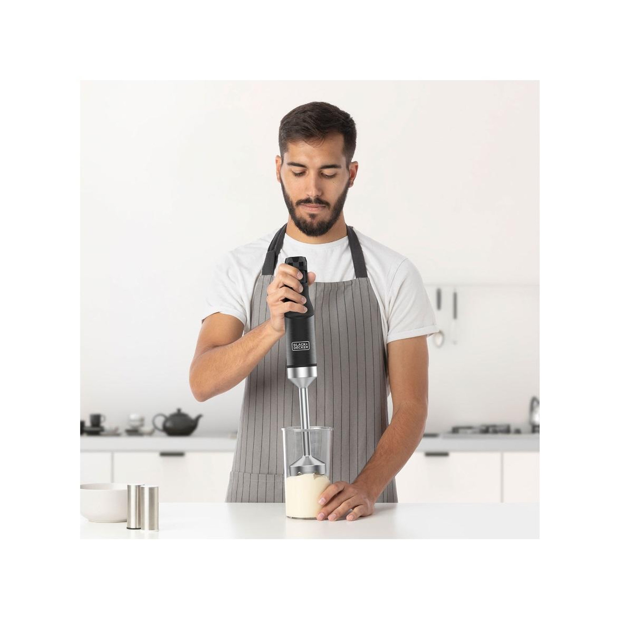 Voir la diapositive 5 : Black et Decker Mixeur plongeant 1500w noir - BXHB1501E