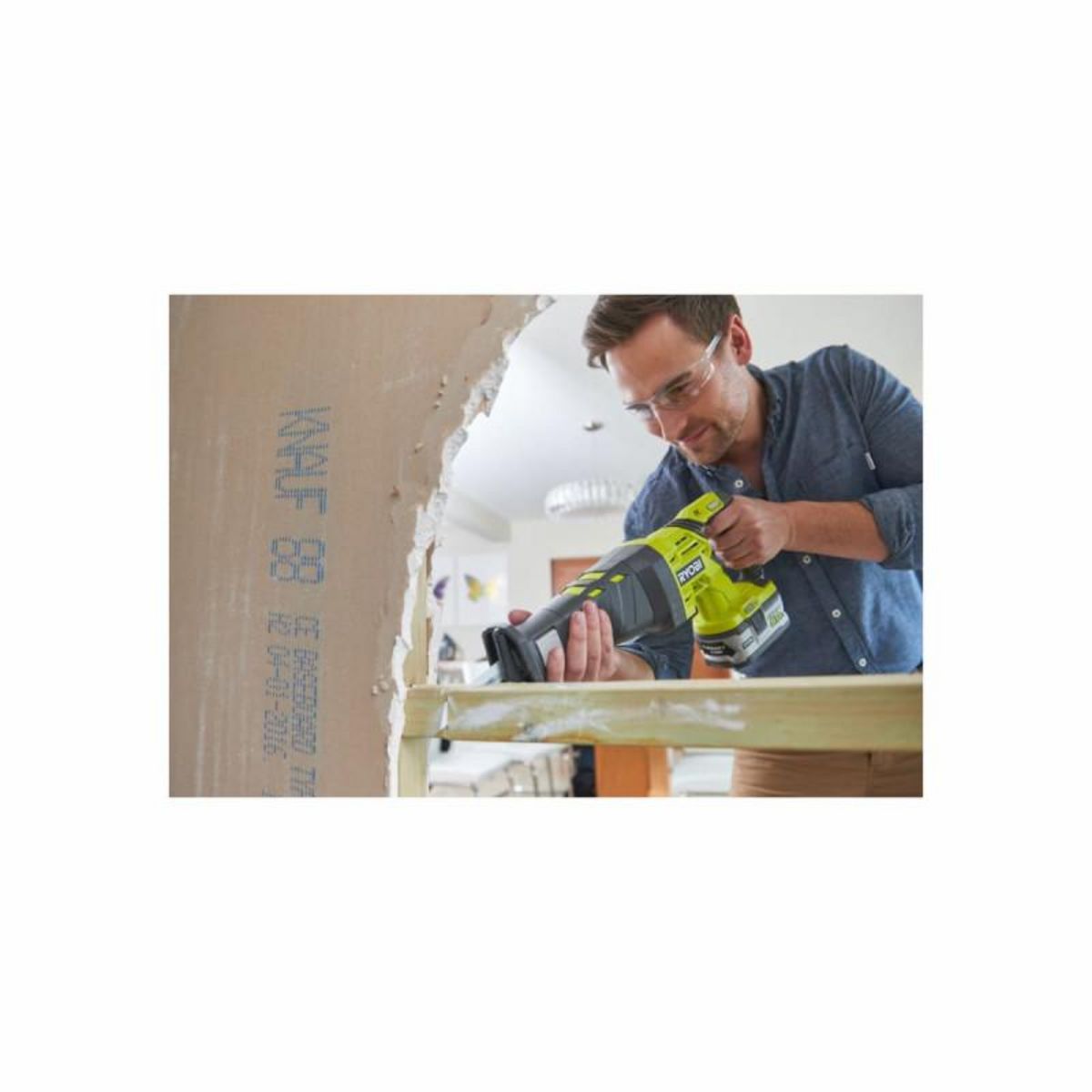 Ryobi Pack RYOBI Scie sabre R18RS-0 - 18V One+ - 1 Batterie 2.0Ah - 1 Chargeur rapide