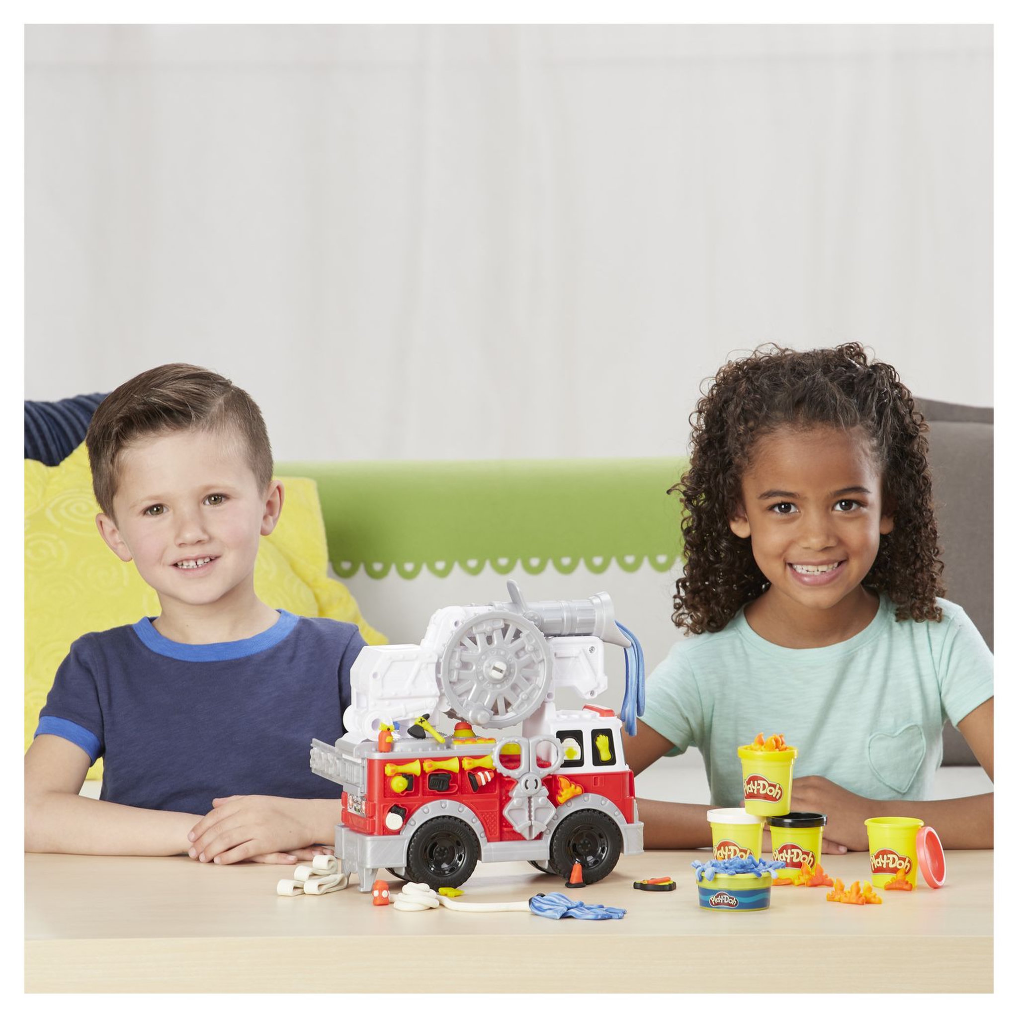 Voir la diapositive 5 : HASBRO Play-Doh - Le Camion de Pompiers  Pâte à Modeler 