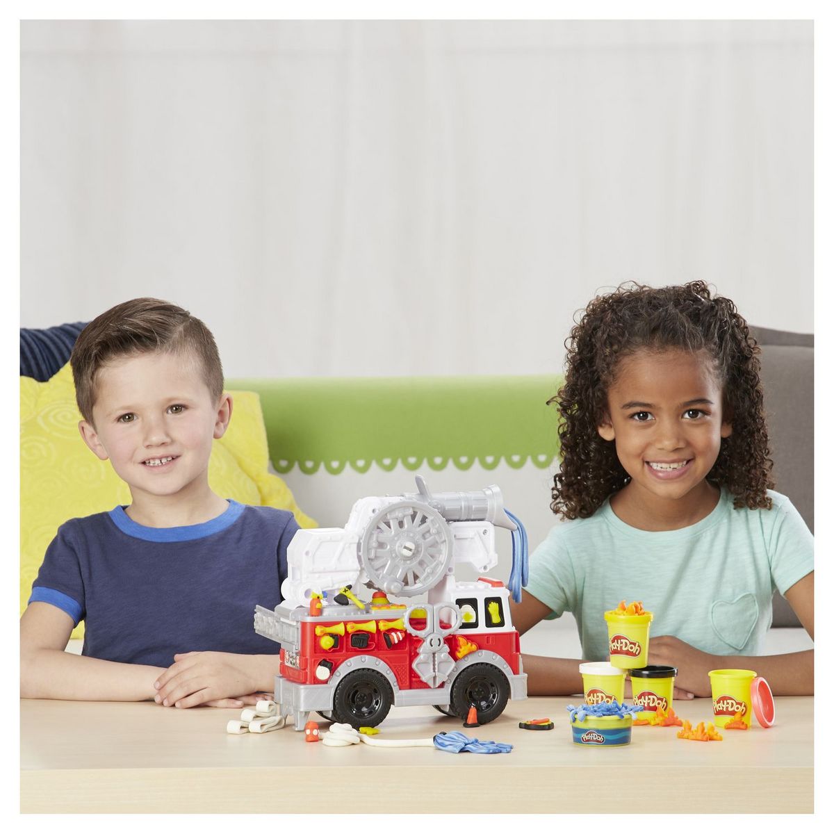 HASBRO Play-Doh - Le Camion de Pompiers  Pâte à Modeler 