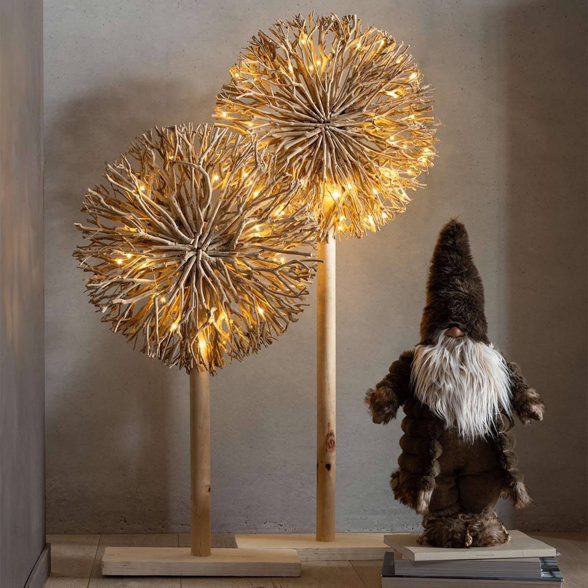Voir la diapositive 3 : J-LINE Statue déco lutin  forêt  64cm marron