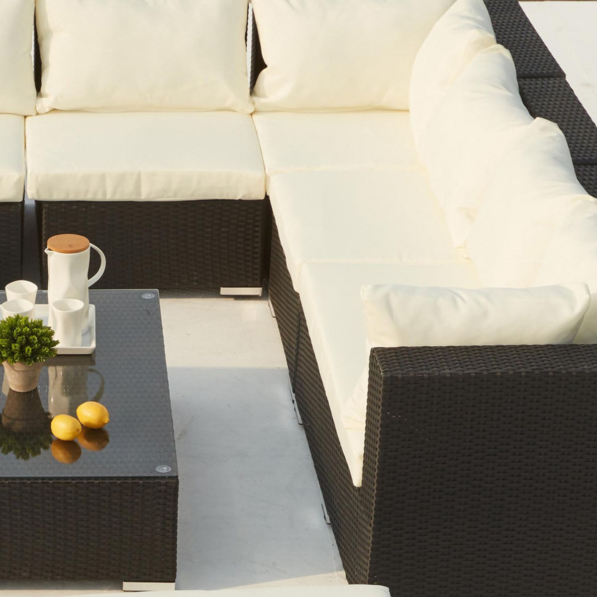 CONCEPT USINE Salon de jardin panoramique 8 places en résine tressée noir et blanc SALENTO