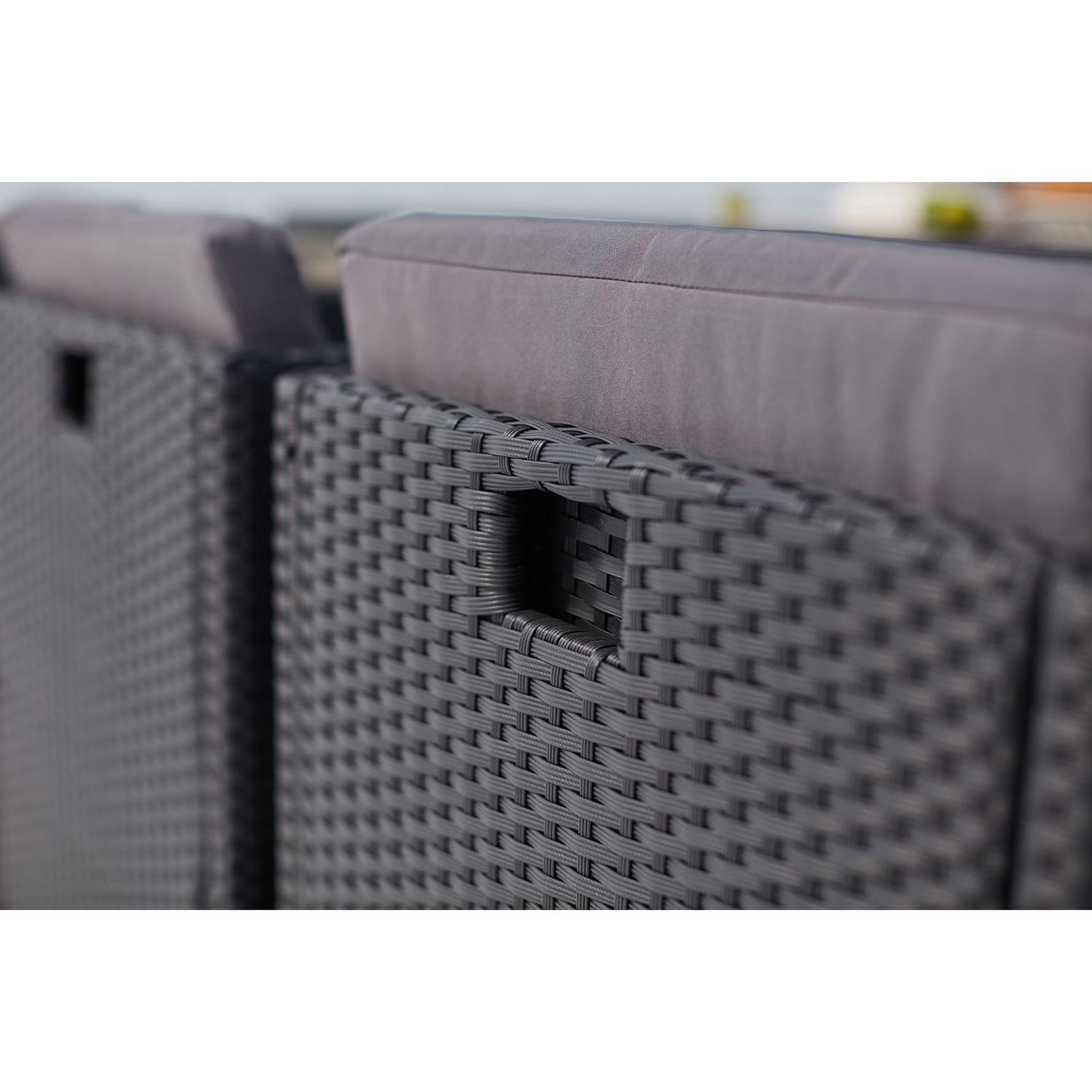 Voir la diapositive 5 : CONCEPT USINE Table et chaises 8 places encastrables alu et résin noir-gris sunset