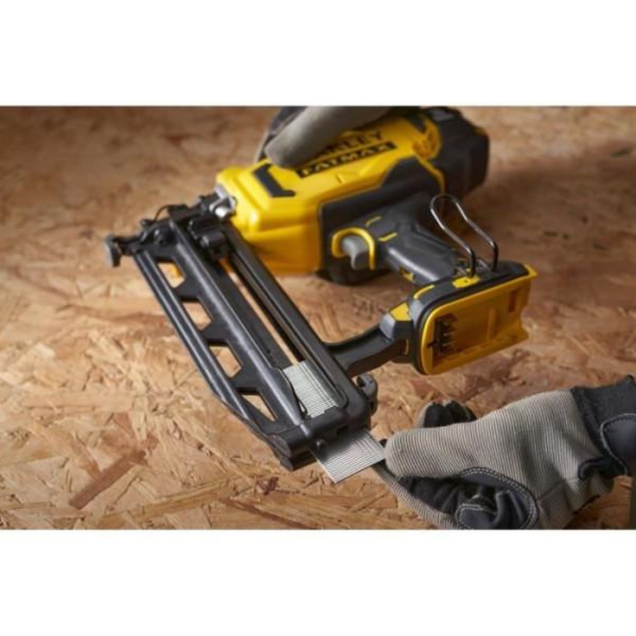 Voir la diapositive 6 : STANLEY FATMAX Cloueur de finition sans fil + 2 batteries 2ah + chargeur - 18v - stanley fatmax - sfmcn616d2k-qw - clous 25 a 64 mm