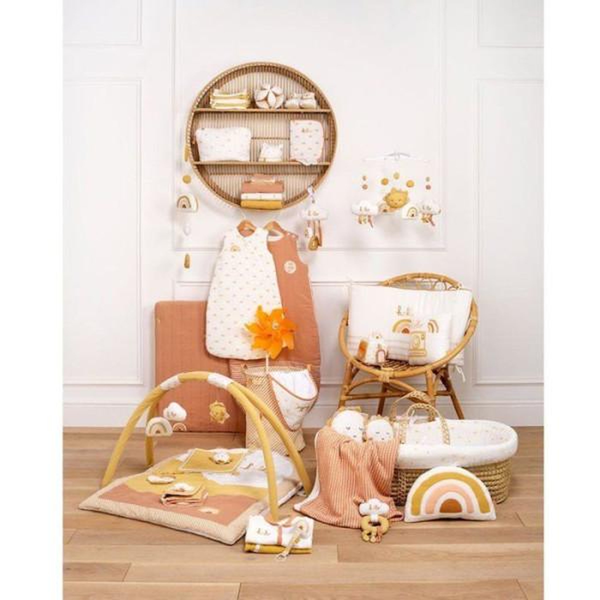 Voir la diapositive 6 : SAUTHON Tour de lit adaptable - SAUTHON - SUNLIGHT - 100 % Coton - Écru motif arc-en-ciel