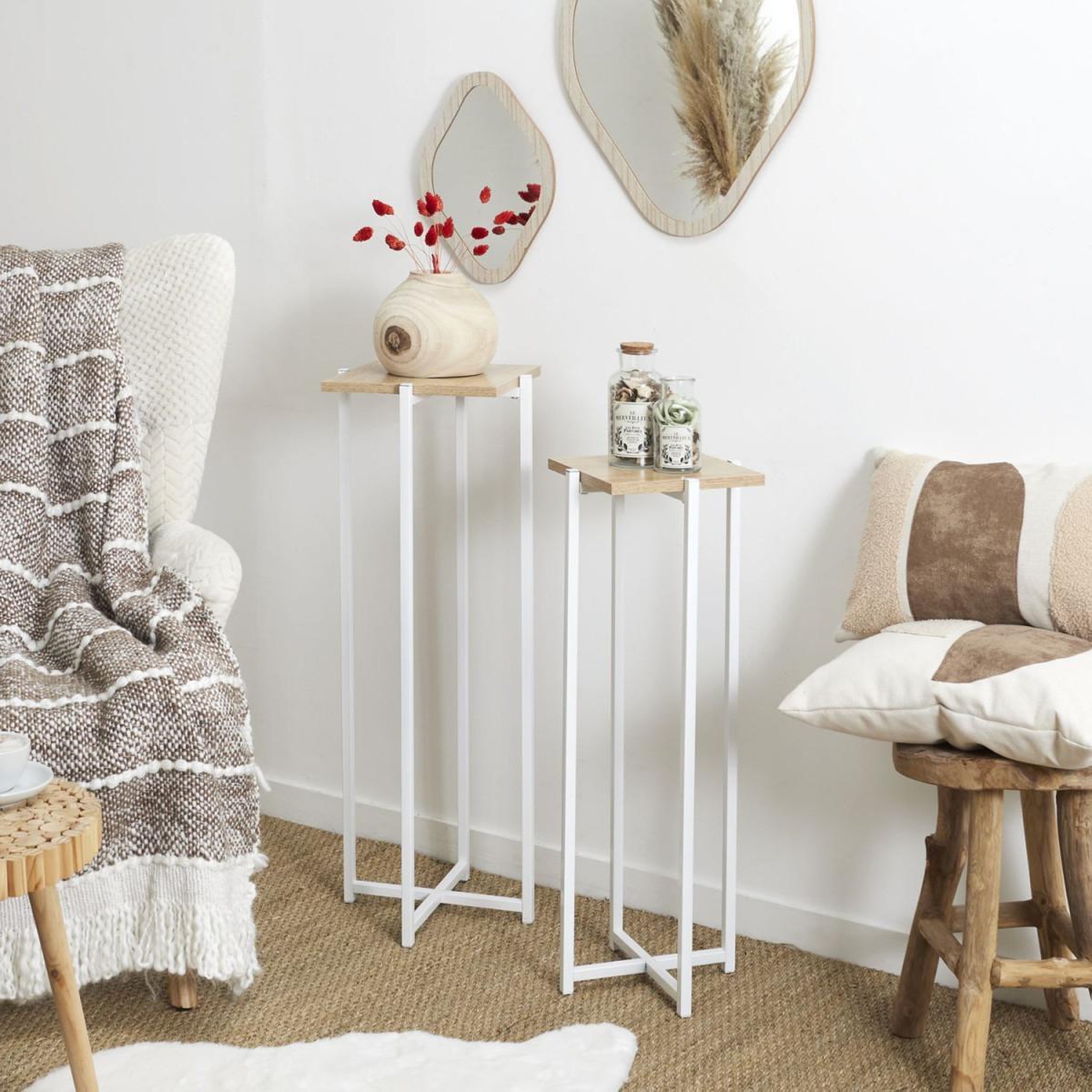 Voir la diapositive 3 : The Home Deco Factory Lot de 2 sellettes  loka  82cm blanc