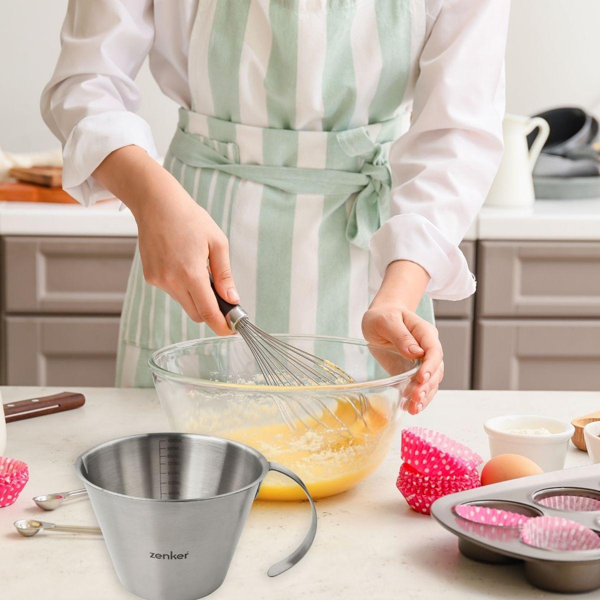 Voir la diapositive 2 : ZENKER Set de 2 verres doseurs gradués en inox 250 ml et 1 litre Zenker
