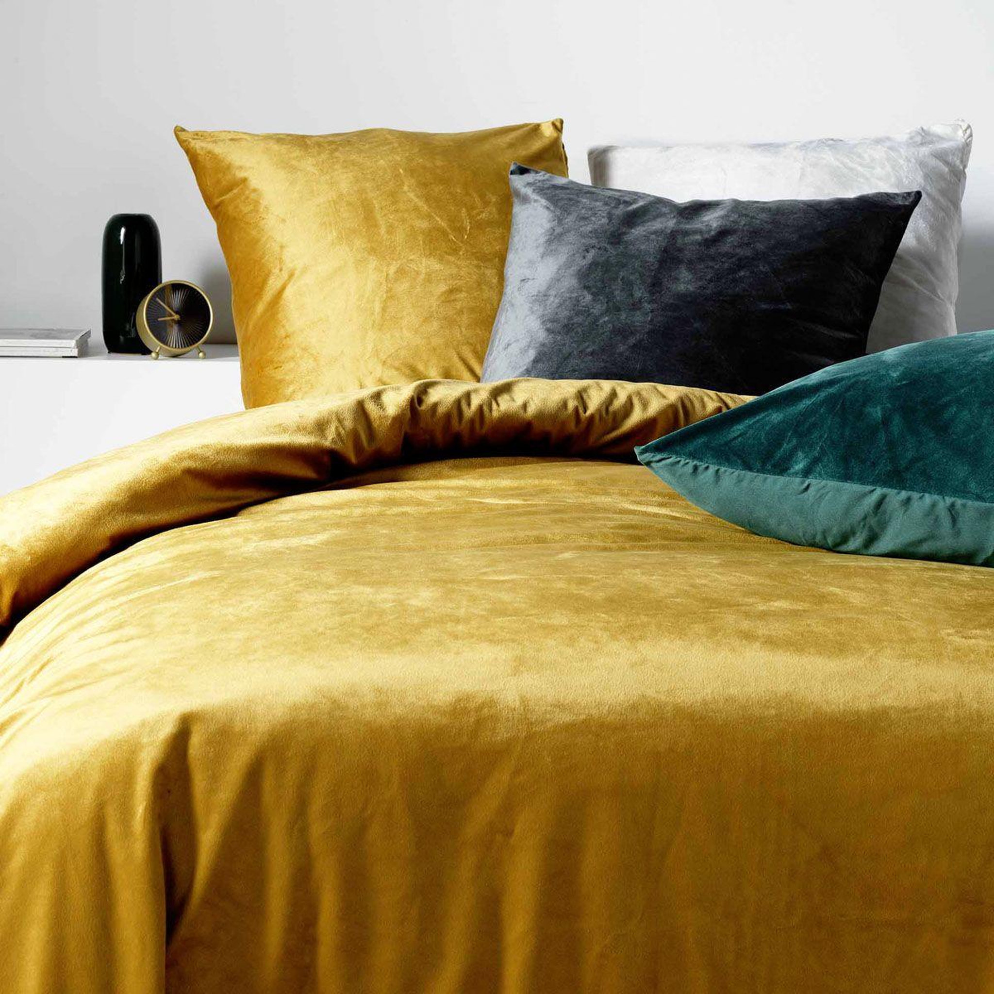 Voir la diapositive 2 : Douceur d'Intérieur Parure de lit 3 pièces  velina  240x220cm ocre