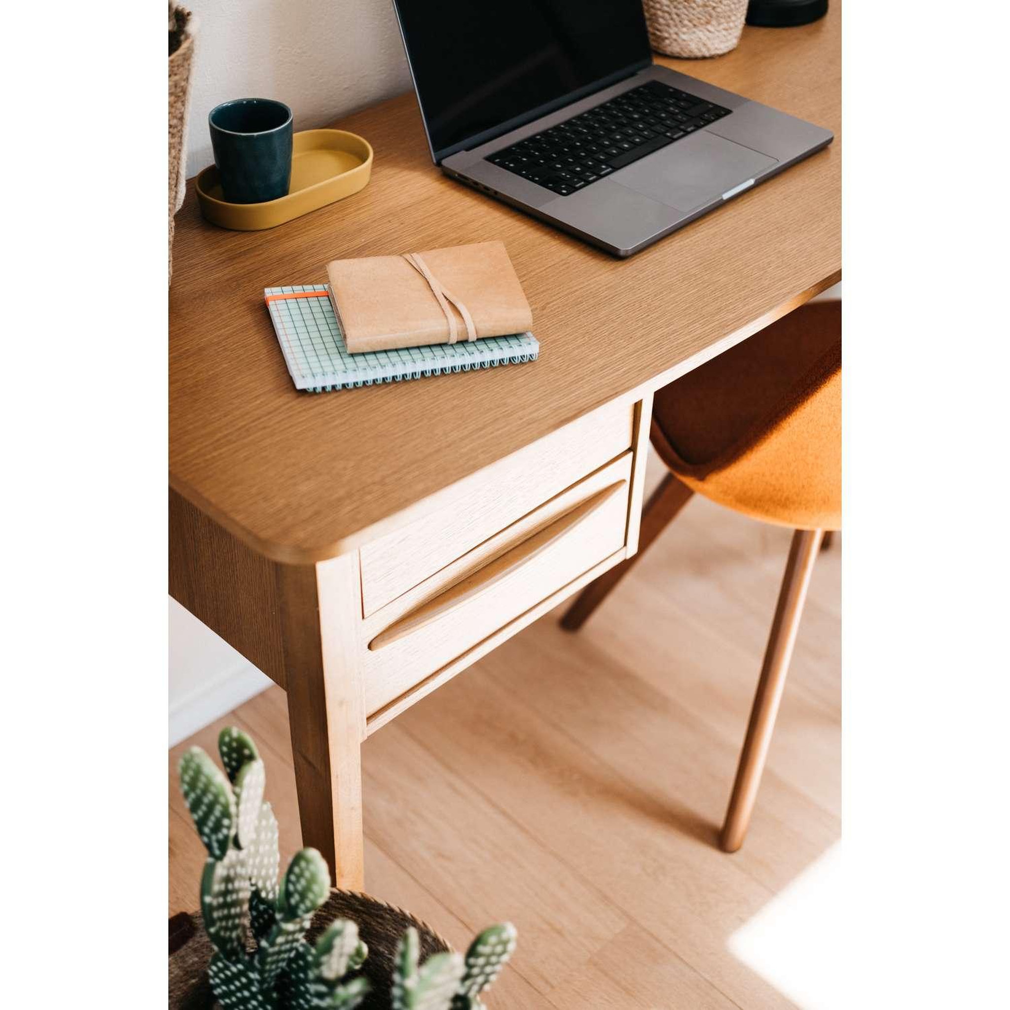Voir la diapositive 5 : ATMOSPHERA Bureau 2 tiroirs en bois OLIVER - Marron