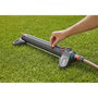 Voir la diapositive 3 : Gardena Arroseur  oscillant GARDENA AquaZoom L - Surface 350m² - Portée 21m - Résistant UV et gel - Garantie 5 ans