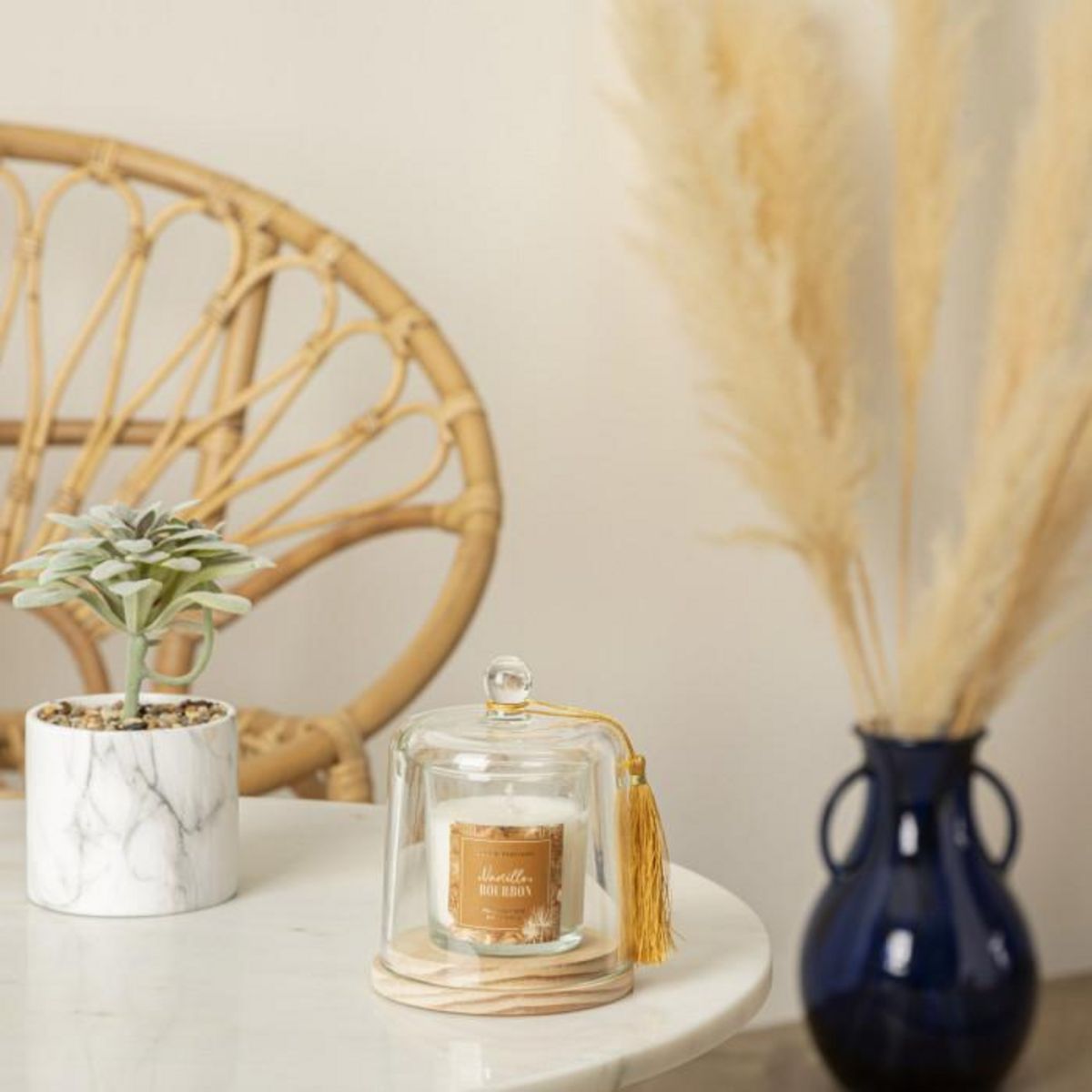 COMPTOIR DE LA BOUGIE Bougie Parfumée Cloche  Loli  130g Vanille Bourbon