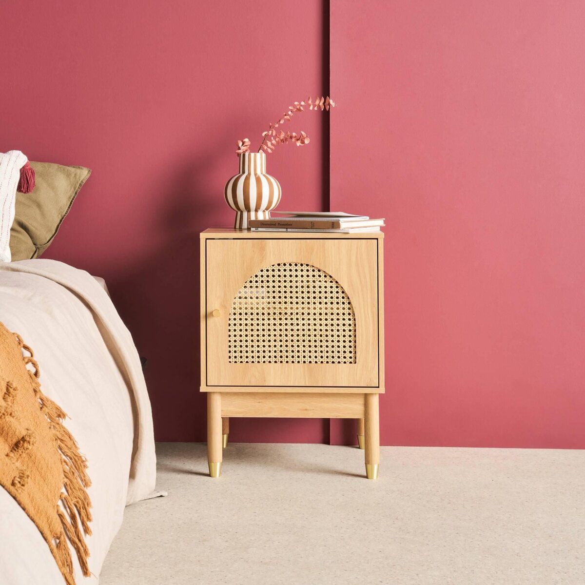 SWEEEK Table de chevet bohème bois et cannage naturel 1 porte 45 x 40 x 60 cm - Judith