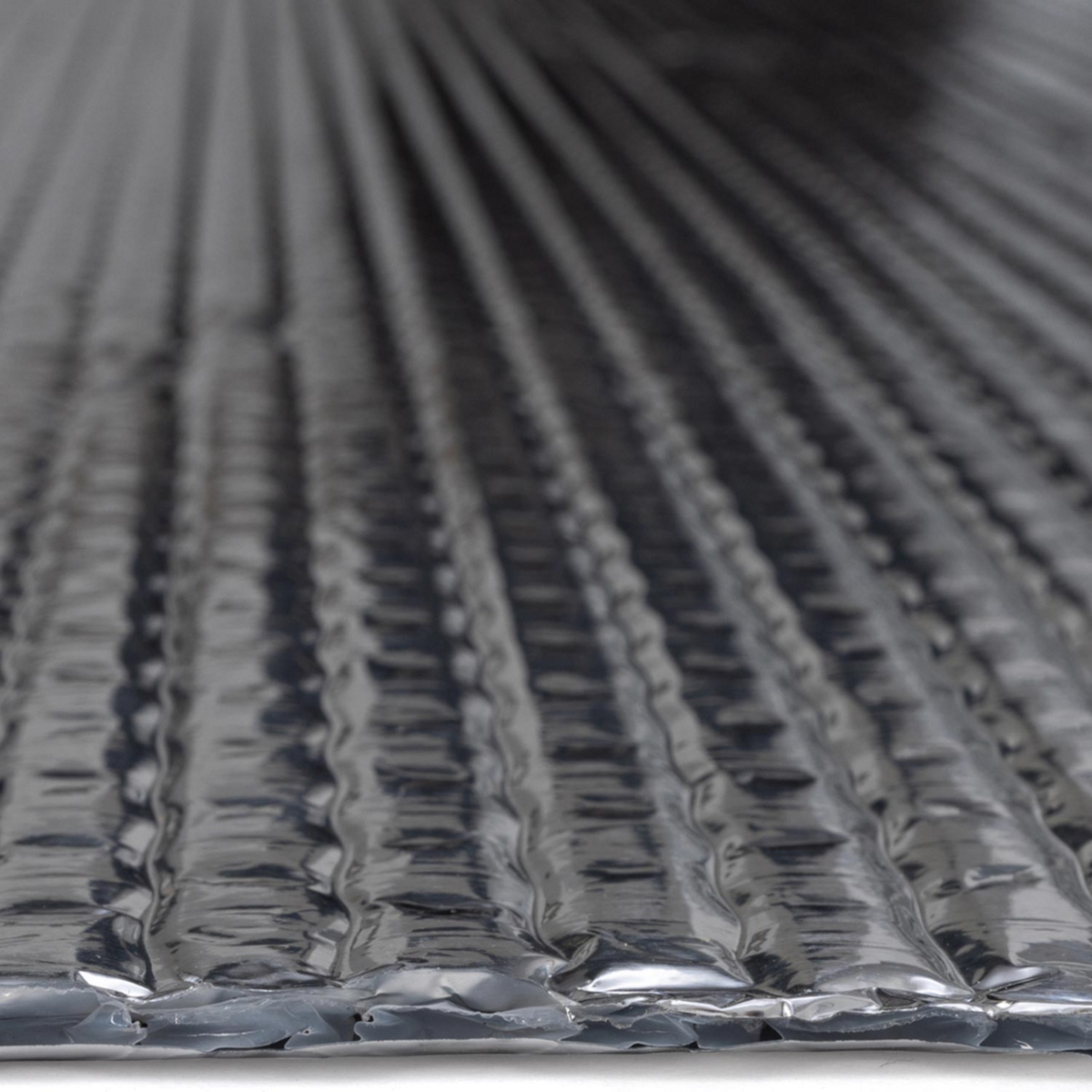 ID MARKET Kit d'isolation thermique à bulles 10m² double face aluminium pour multi surfaces + adhésif