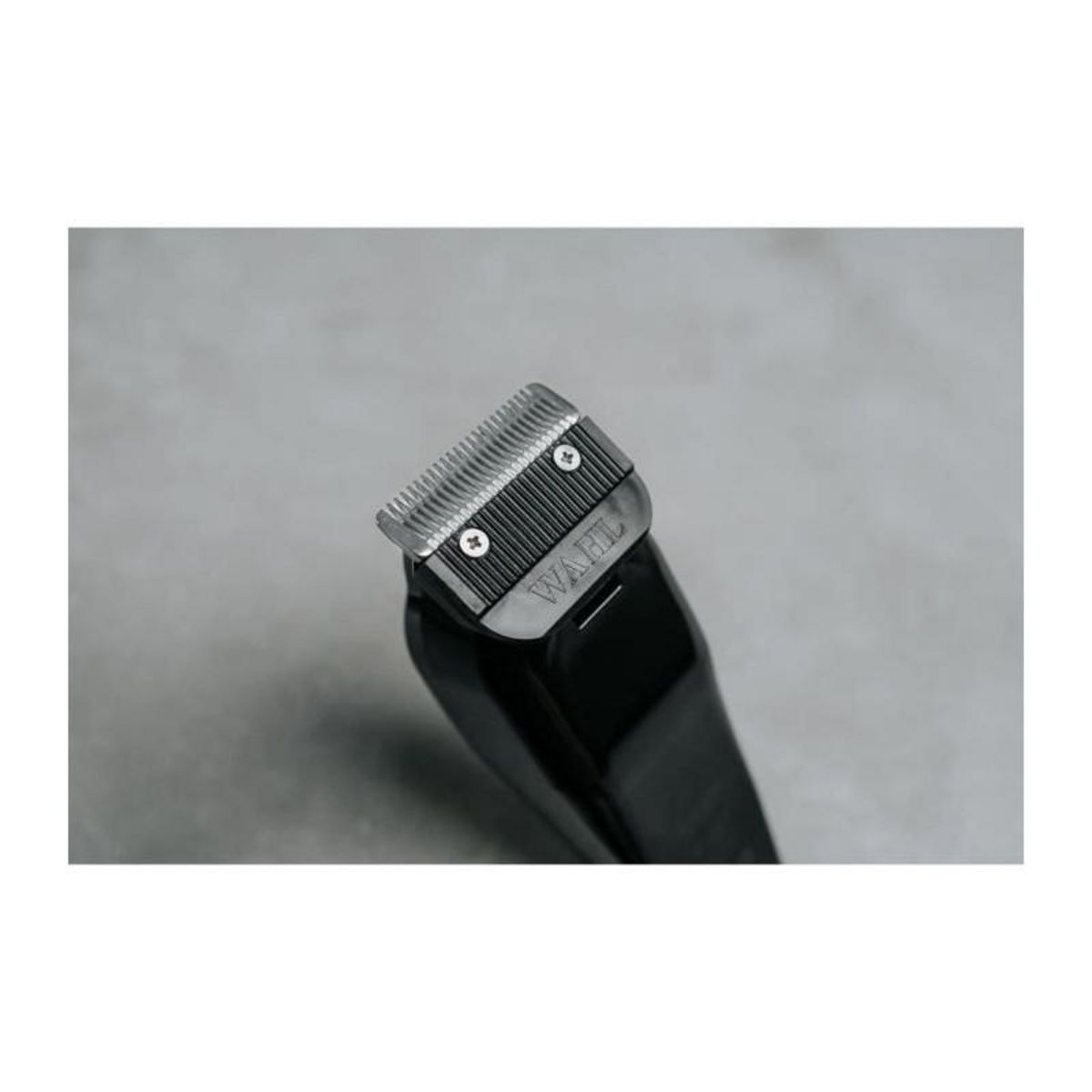 WAHL Tondeuse cheveux et barbe - WAHL - Home Pro 300 Cordless Clipper - 10 W - 120 min - 11 sabots - Noir