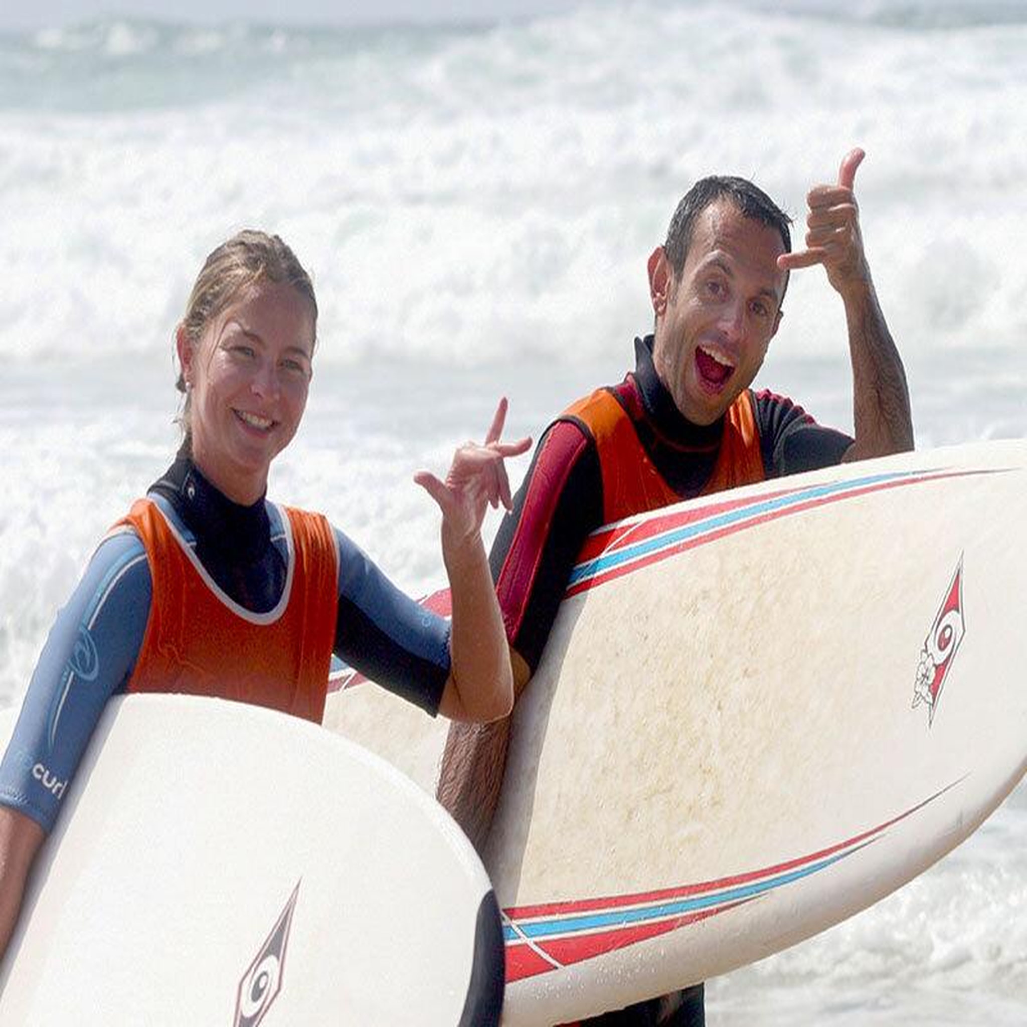 Voir la diapositive 3 : Smartbox Cours de surf et location de matériel à seignosse dans les landes - coffret cadeau sport & aventure