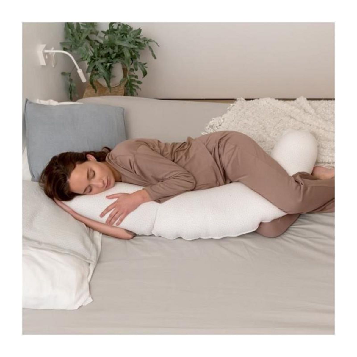BABYMOOV doomoo Coussin de maternité et d'allaitement Buddy - Confort optimal pour maman et bébé, Silver Dots
