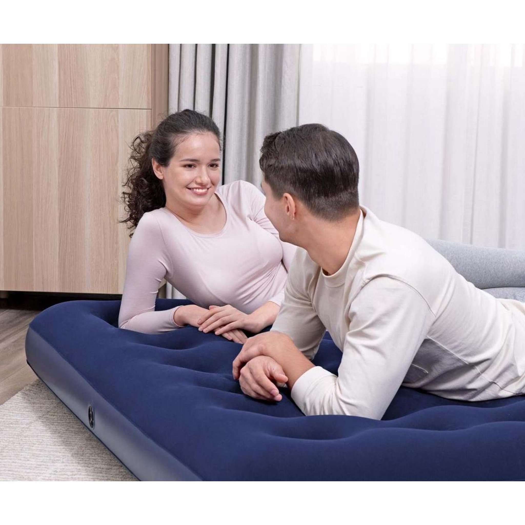 Voir la diapositive 3 : BESTWAY Matelas pneumatique King  67004 2.03m x 1.83m x 22cm