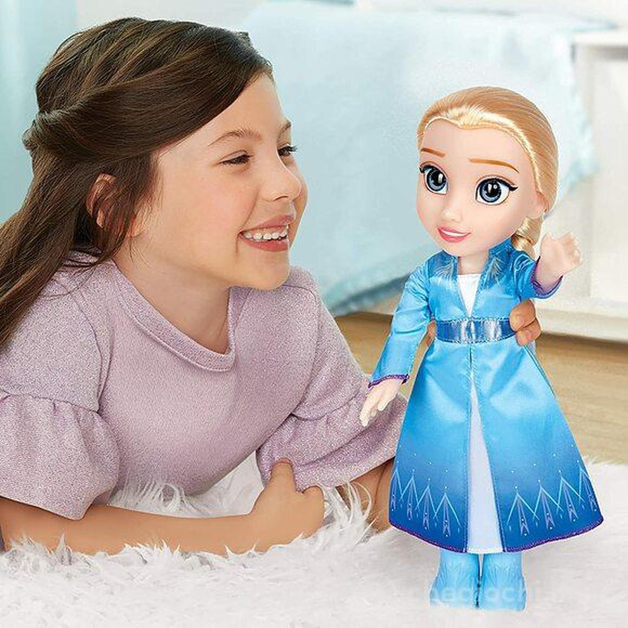 Voir la diapositive 3 : JAKKS PACIFIC Poupée Elsa 38 cm - La Reine des Neiges 2