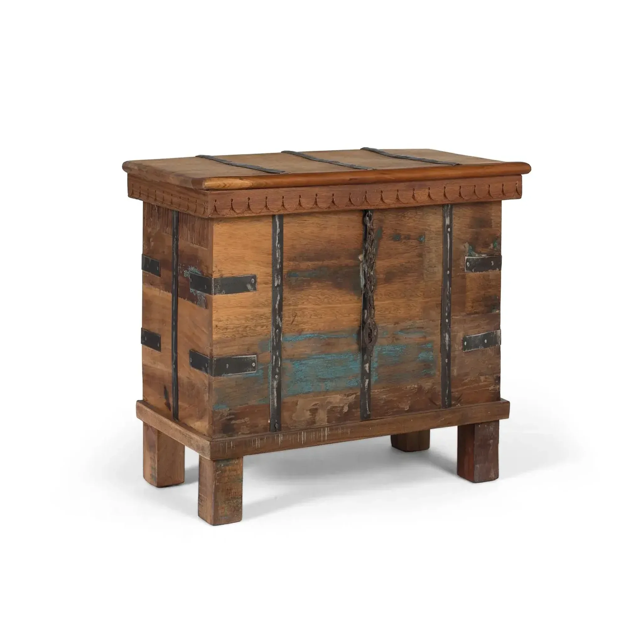 Voir la diapositive 2 : GINER Y COLOMER SL Coffre en bois recyclé 74 cm style artisanal vintage