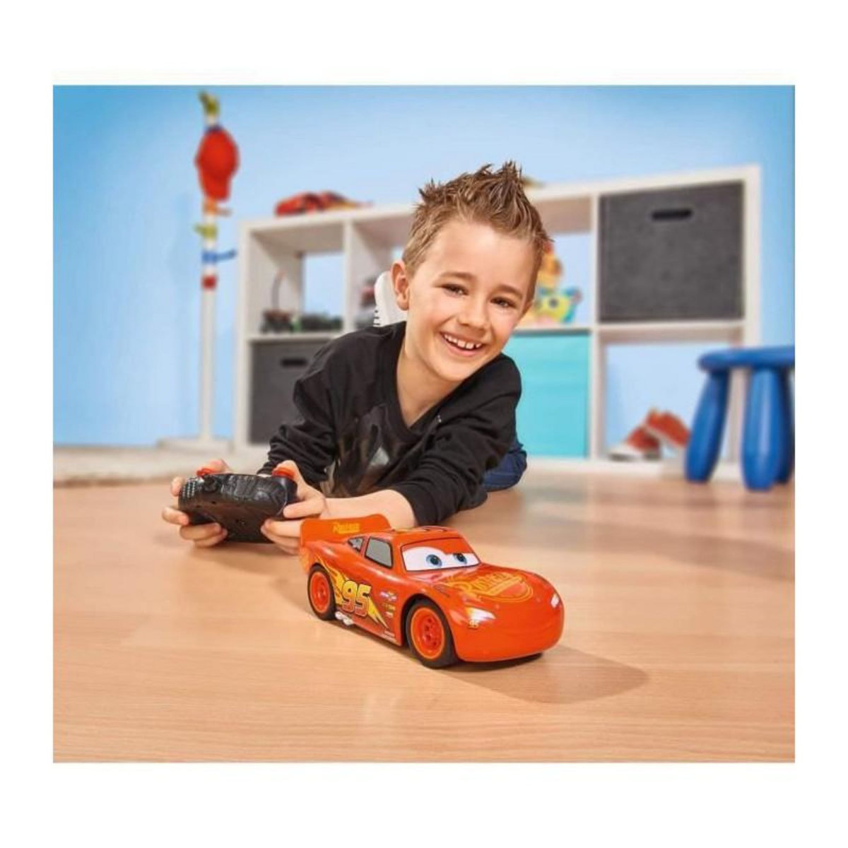 DIAMOND FOOTBALL COMPANY Majorette - Disney Cars 3 - Voiture Radio Commandee Flash McQueen - Echelle 1/24eme - Fonction Turbo