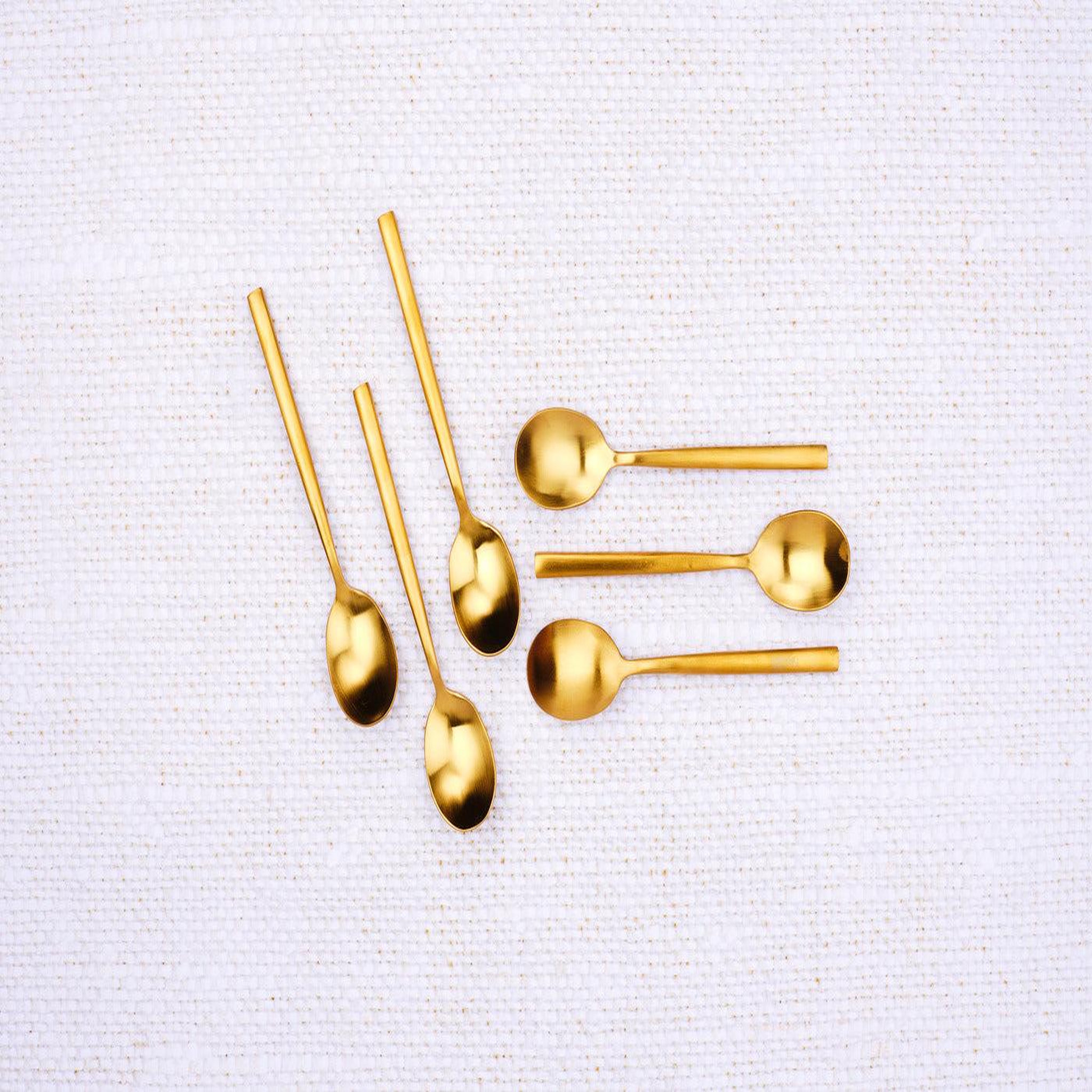 Voir la diapositive 3 : BJORN Coffret 6 petites cuillères NILS - Gold