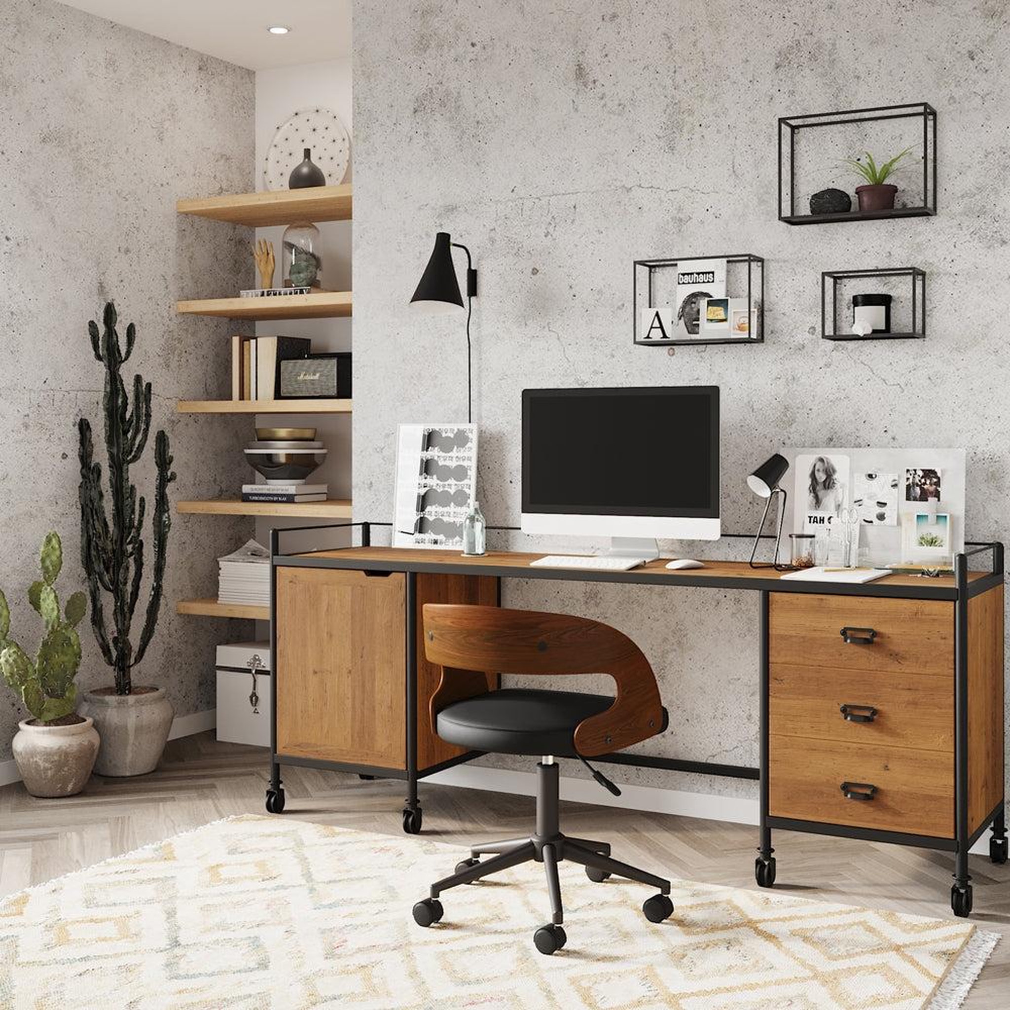 Voir la diapositive 5 : MAISON PAVANE Chaise de bureau pivotante en bois foncé et pu noir-louis